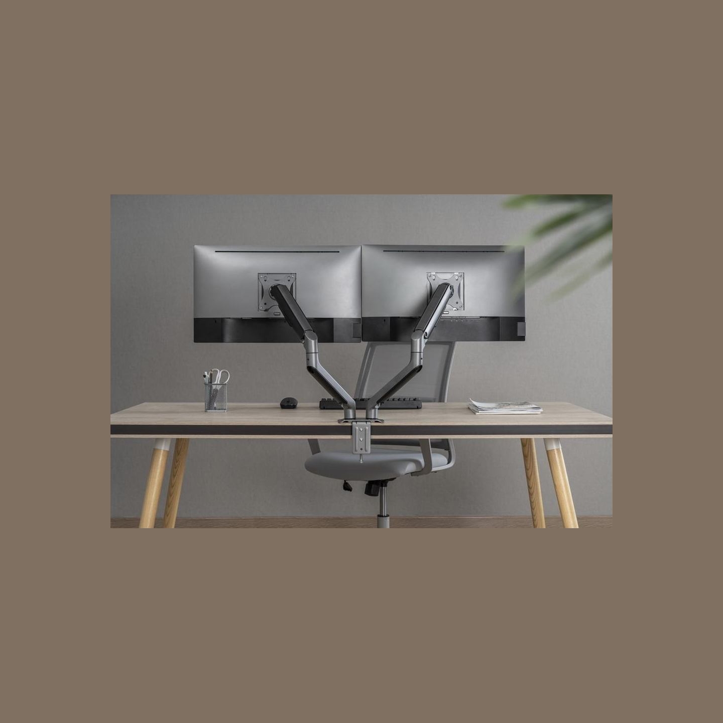 Gembird DISPLAY ACC MOUNTING ARM/17-32" MA-DA2-05 GEMBIRD