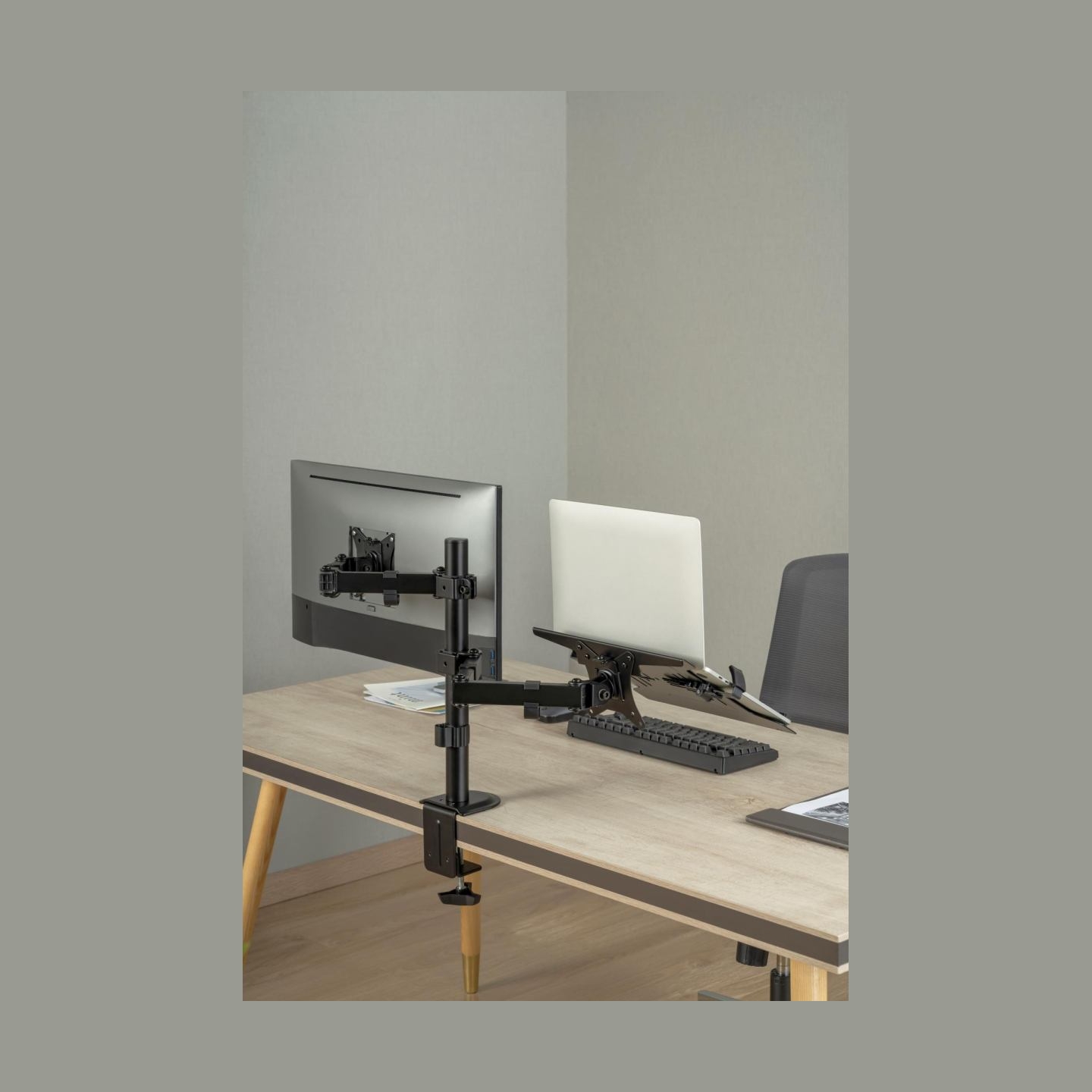 Gembird Adjustable desk mount with monitor arm and notebook tray