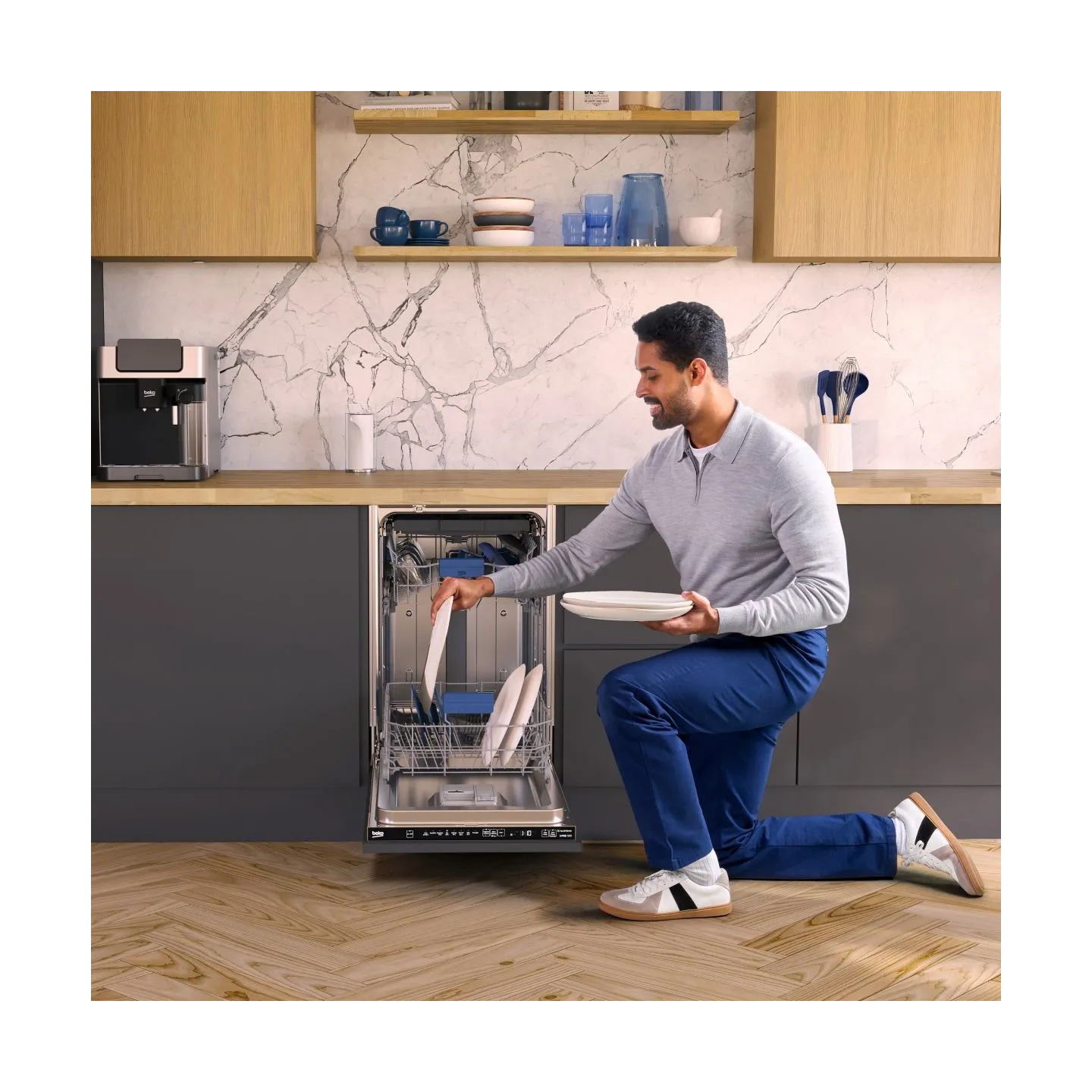 Beko Built-In Dishwasher BDIS38040Q, Energy class C, Width 45 cm, Inverter motor, Third drawer / BDIS38040Q