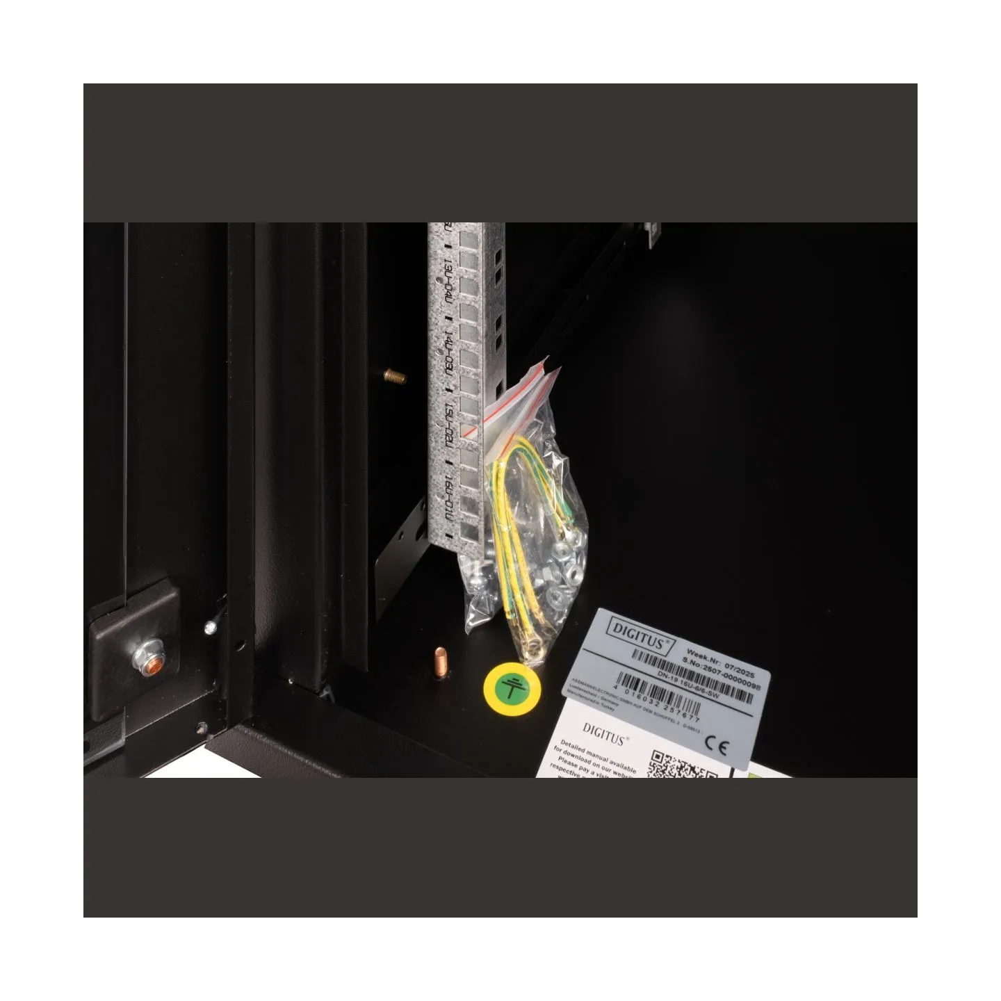 Digitus Wall Mounting Cabinet Unique Series | DN-19 16U-6/6-SW | 82 x 60 x 60 cm | Black
