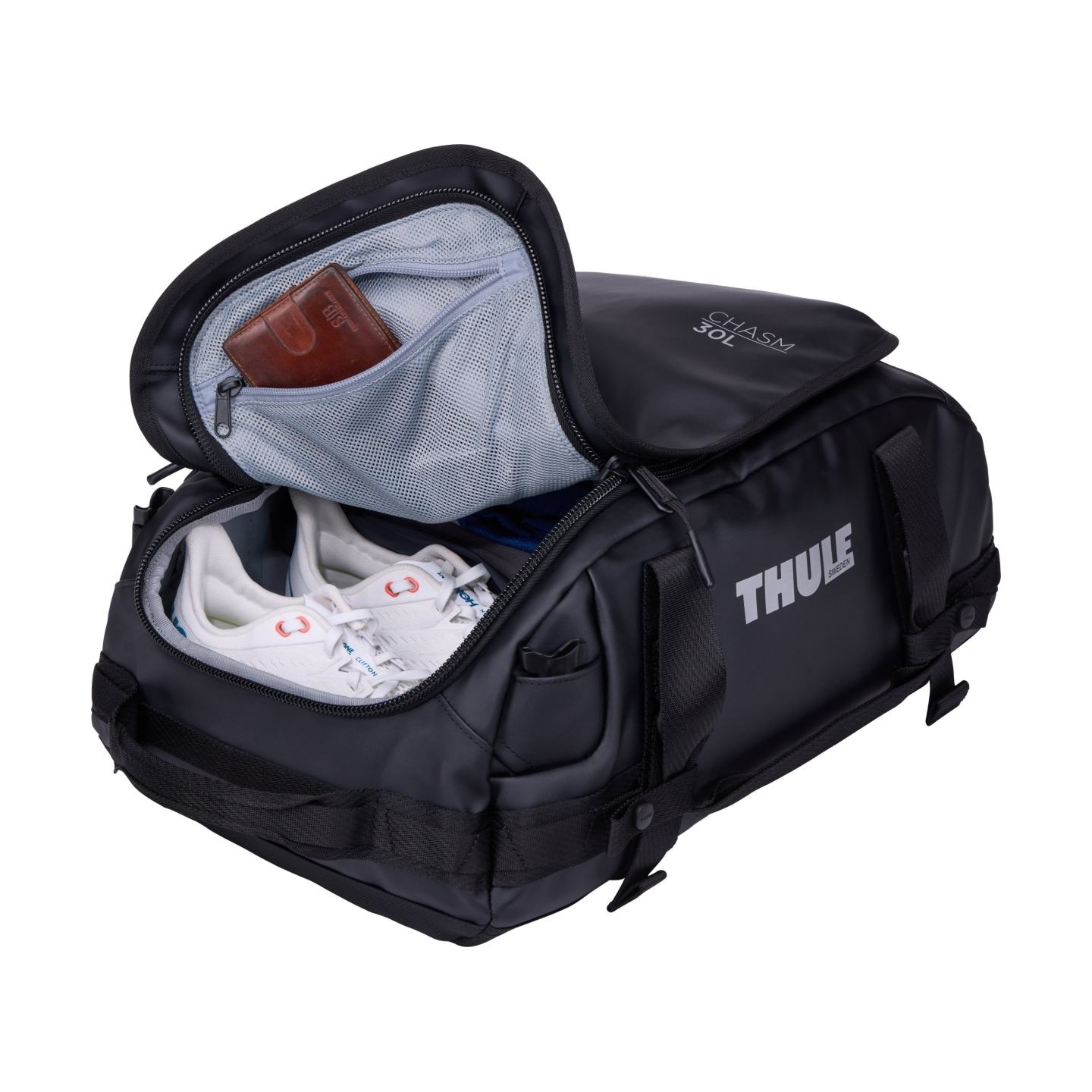 Thule Chasm | Duffel Bag, 30L | Black | Waterproof