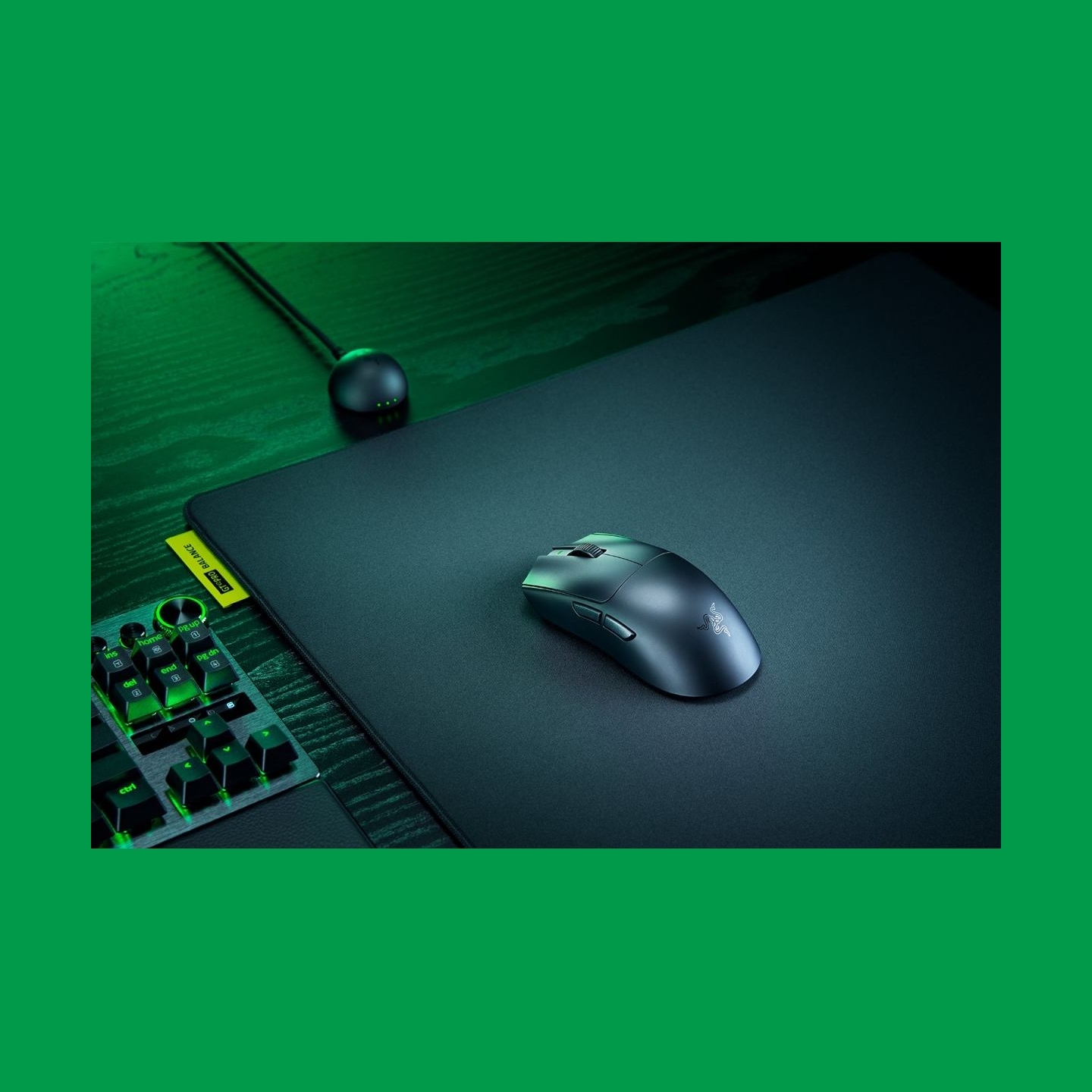 Razer Mouse RZ01-05630100-R3G1 / Viper V4 Pro Black / RZ01-05630100-R3G1