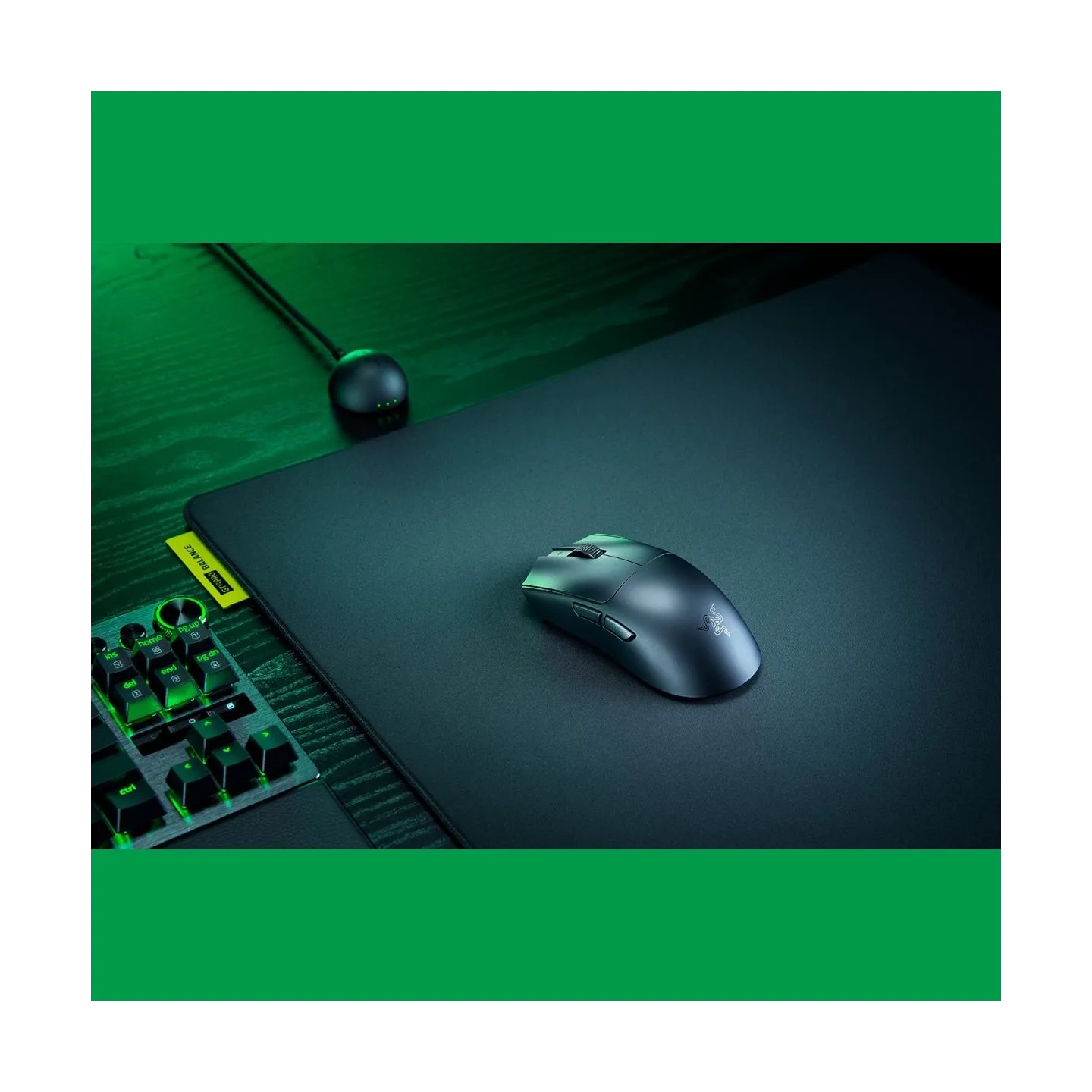 Razer Mouse RZ01-05630100-R3G1 / Viper V4 Pro Black / RZ01-05630100-R3G1