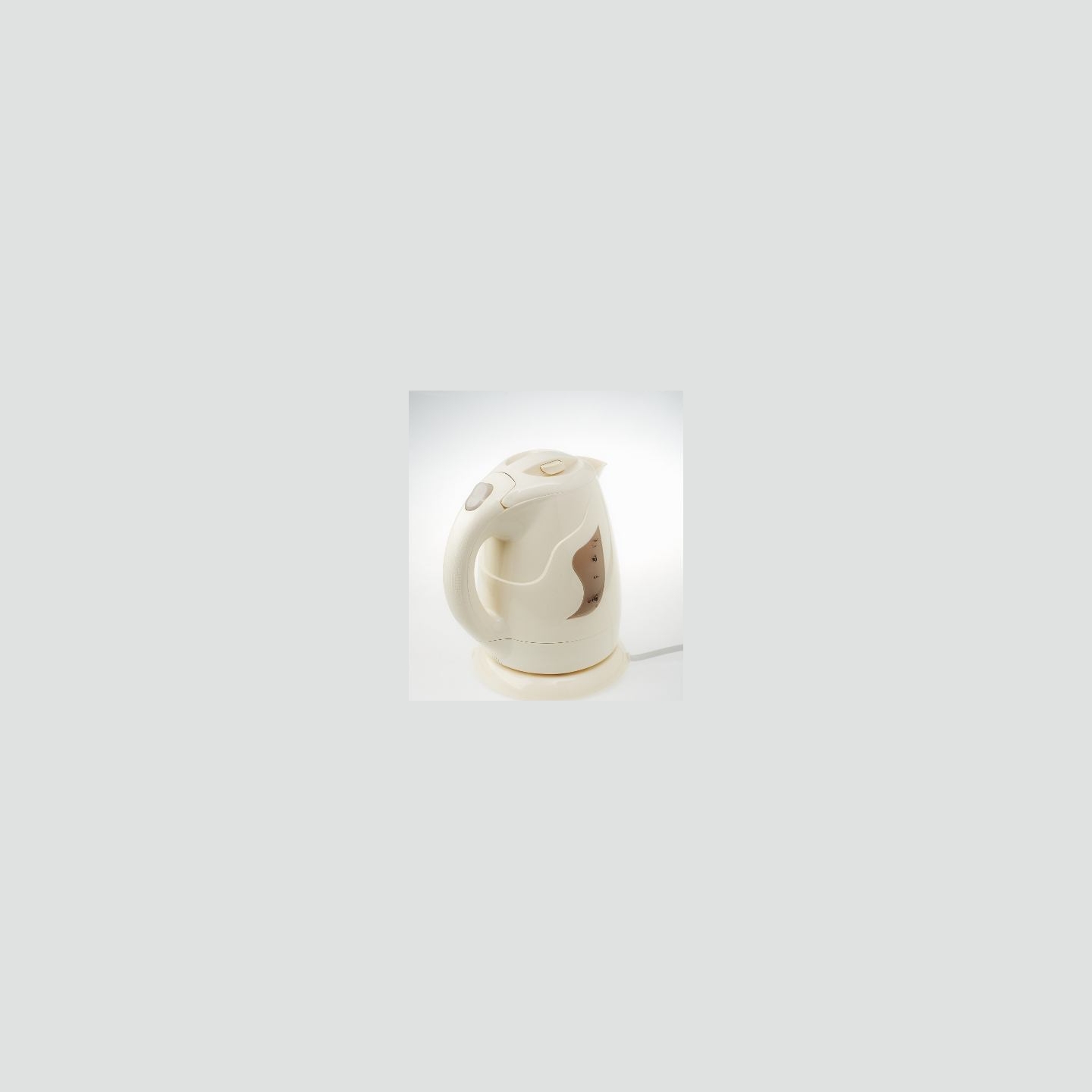 Adler | Kettle | AD 08 b | Standard | 850 W | 1 L | Plastic | 360° rotational base | Beige