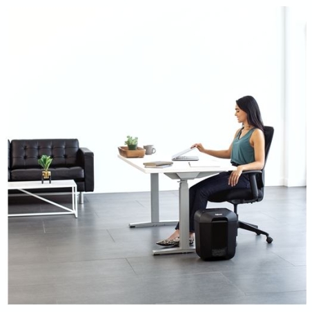 Fellowes Cross-Cut | LX45 | Black | Paper shredding | Credit cards shredding | Traditional
