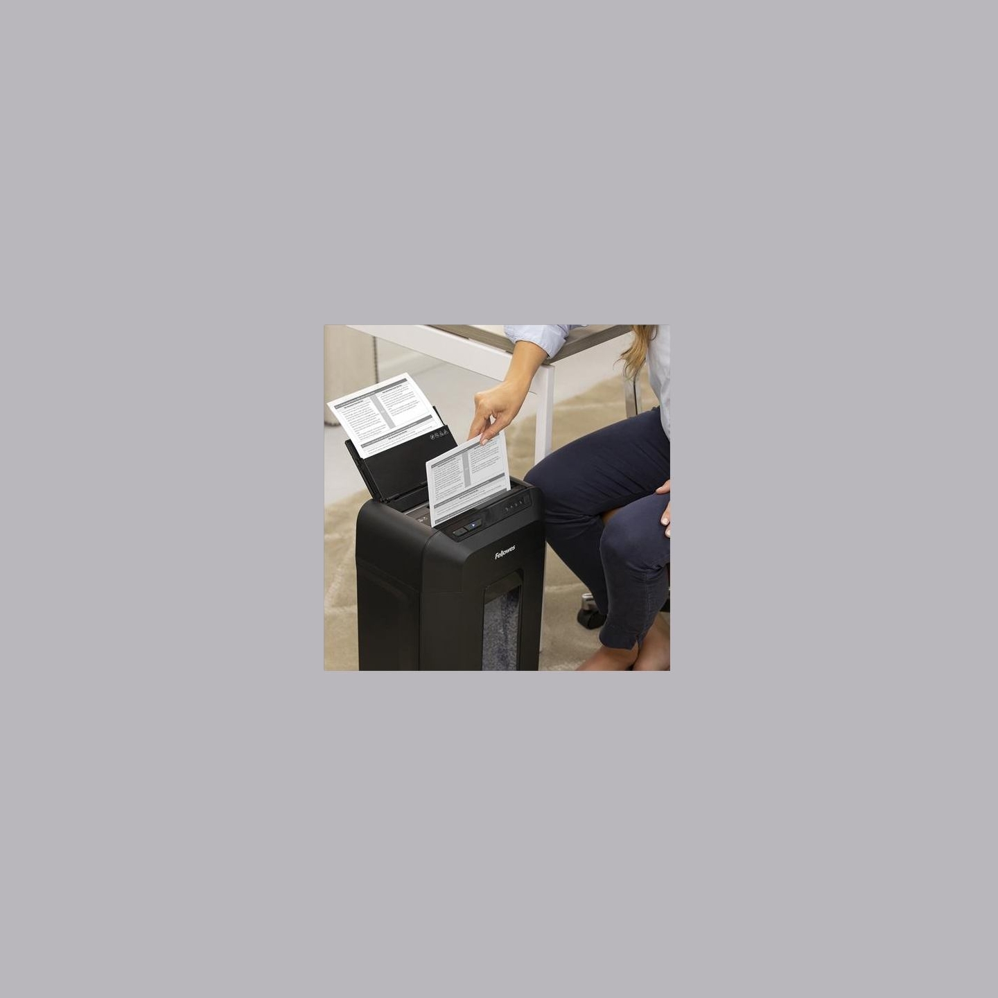 Fellowes Mini-Cut | AutoMAX 80M | Black | 17 L | Paper shredding | Credit cards shredding