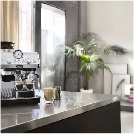 Delonghi Coffee machine | EC9155.MB | Pump pressure 15 bar | Built-in milk frother | Manual | Metal Black | 1400 W