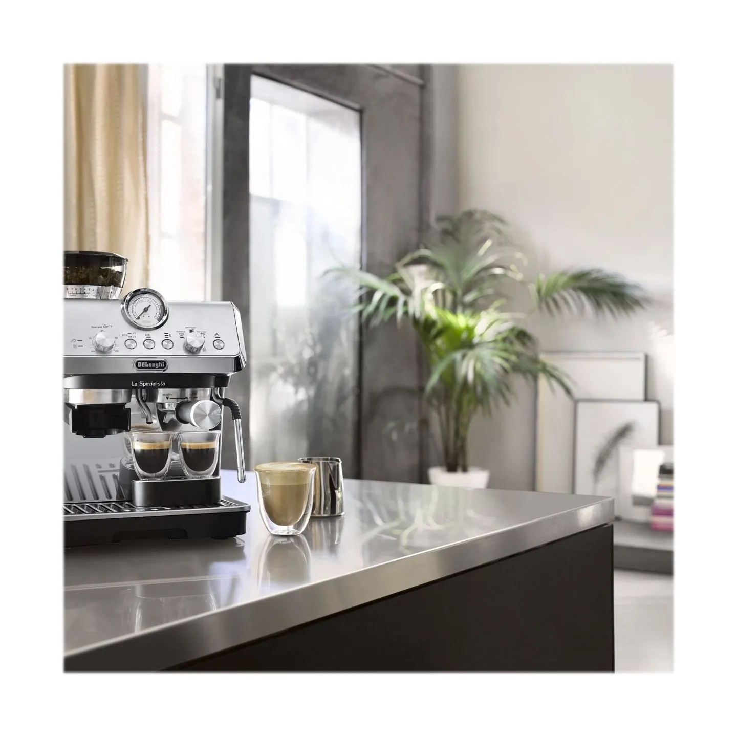 Delonghi Coffee machine | EC9155.MB | Pump pressure 15 bar | Built-in milk frother | Manual | Metal Black | 1400 W
