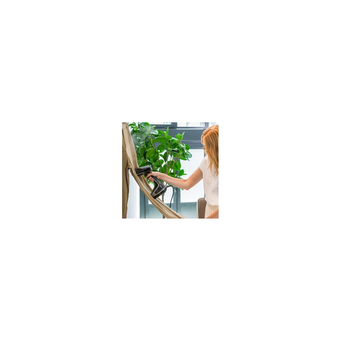 Tefal | Garment Steamer | DT8270 | Handheld | 2000 W | 0.19 L | 30 g/min | Black