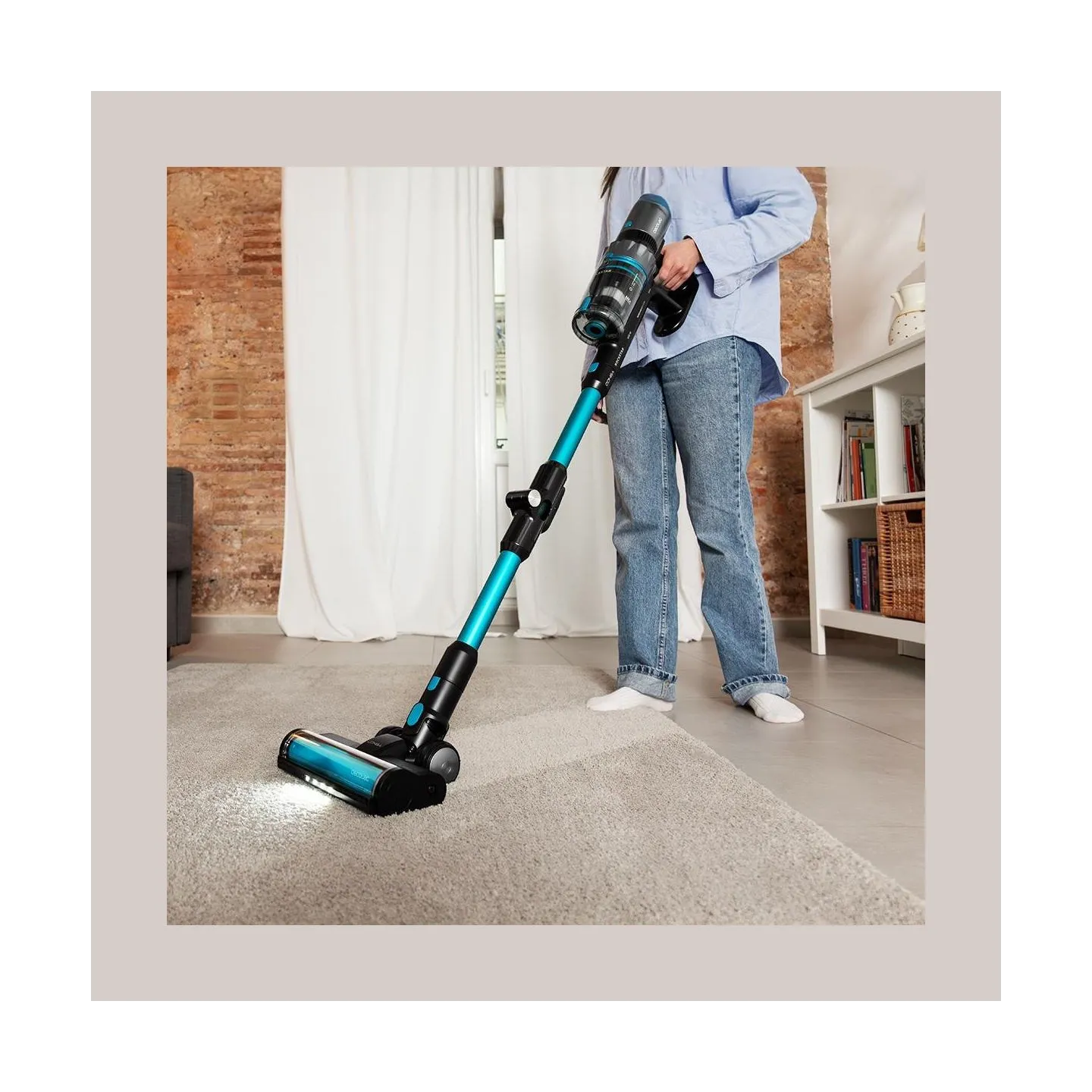 Cecotec Vacuum cleaner | Conga Rockstar 2500 Thunder Pet Flex | Corded operating | 400 W | 33.6 V | Operating time (max) 65 min 
