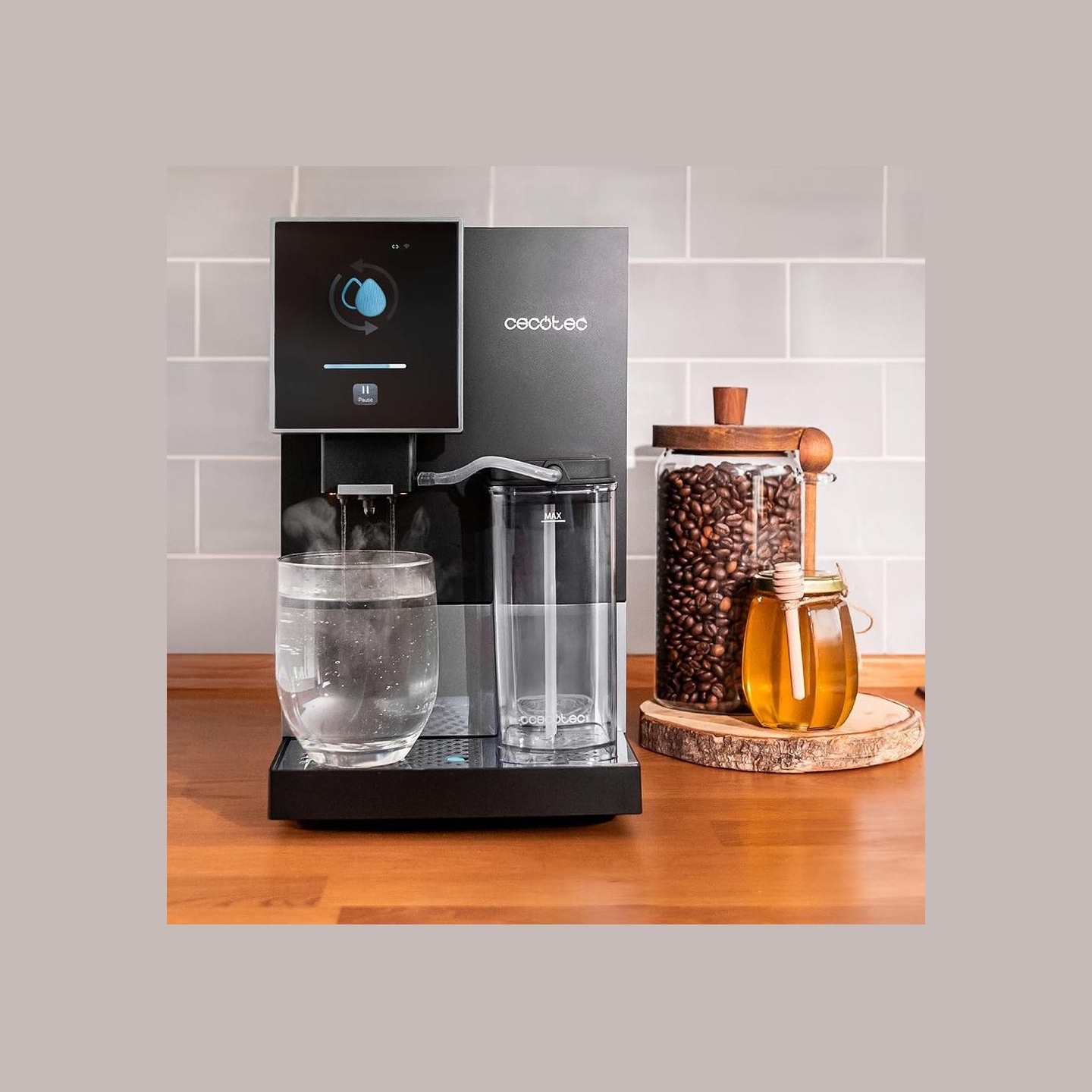 Cecotec Coffee Maker | Cremmaet Compactccino Connected | Pump pressure 19 bar | Built-in milk frother | Super-automatic | Black