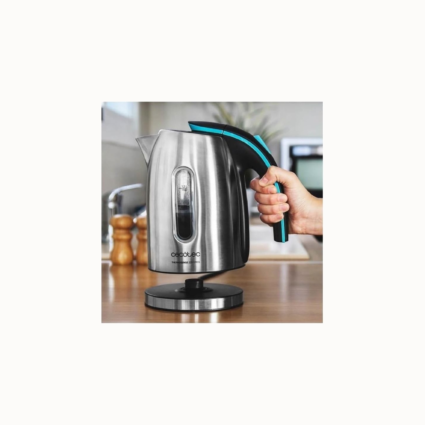 Cecotec Kettle | ThermoSense 220 Steel | Electric | 1630 W | 1.2 L | Stainless Steel | 360° rotational base | Stainless Steel
