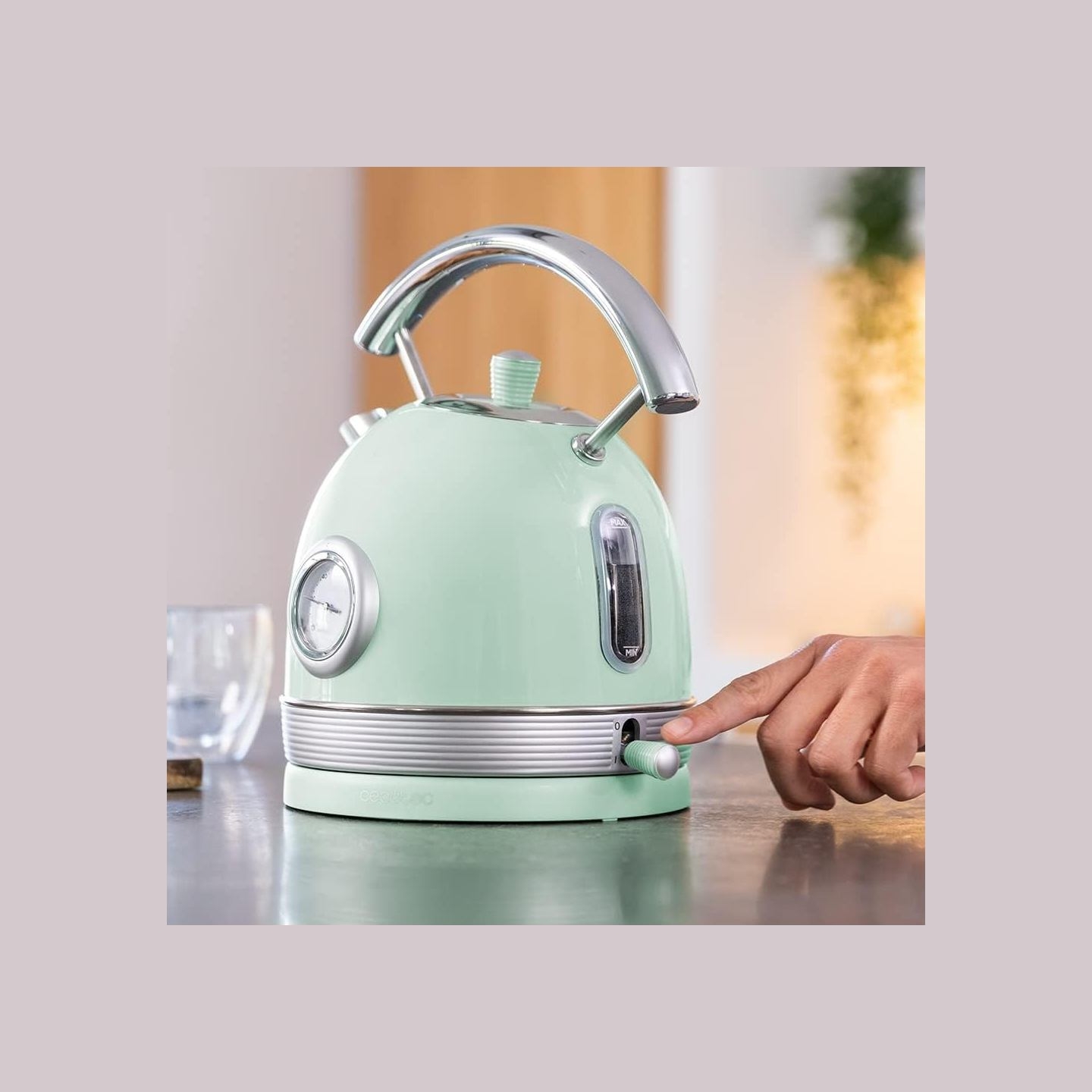 Cecotec Kettle | ThermoSense 420 Vintage | 2200 W | Electric | 1.8 L | Stainless steel | 360° rotational base | Light Green