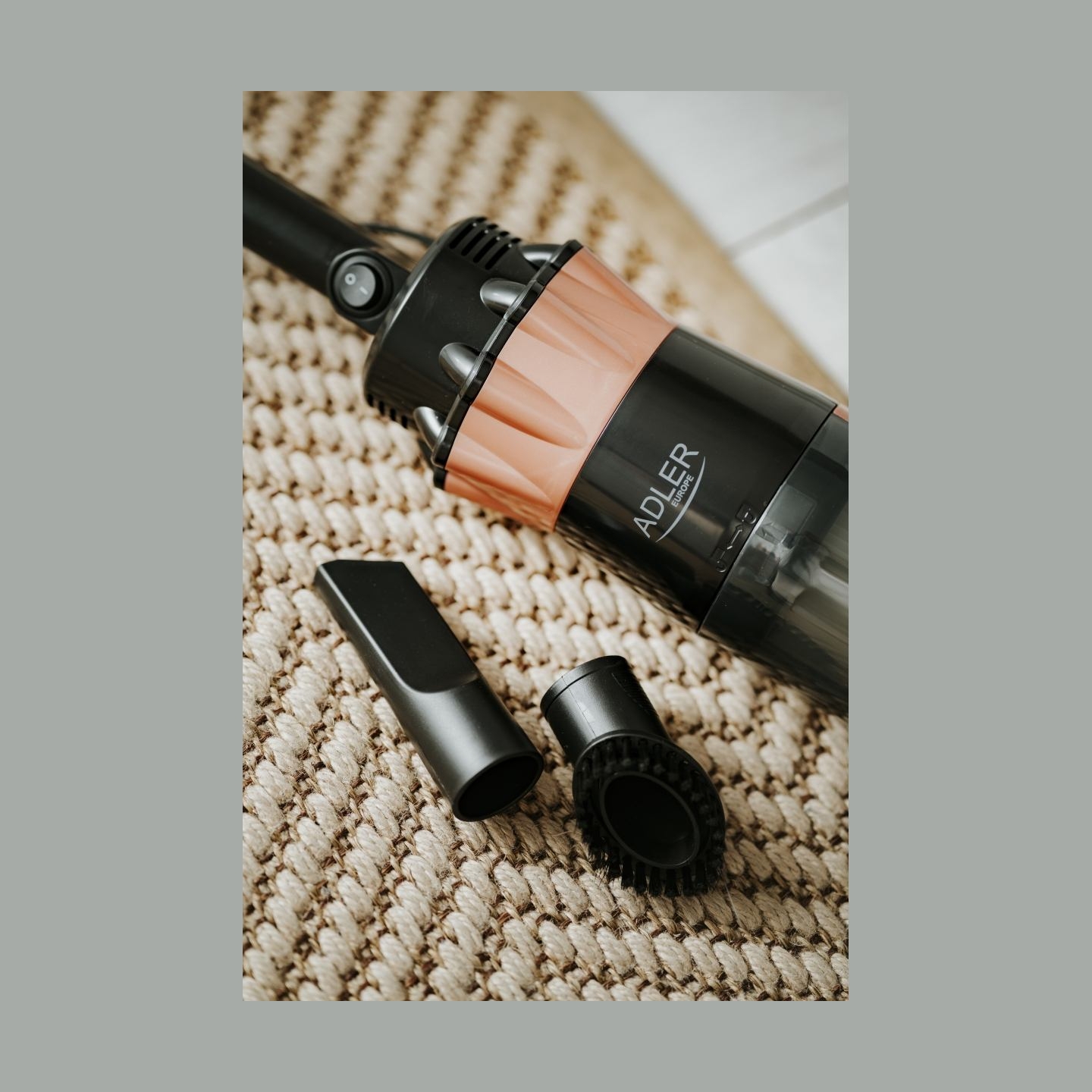 Adler | Vacuum Cleaner | AD 7049 | Corded operating | Handstick/Handheld | 800 W | Black | Warranty 24 month(s)