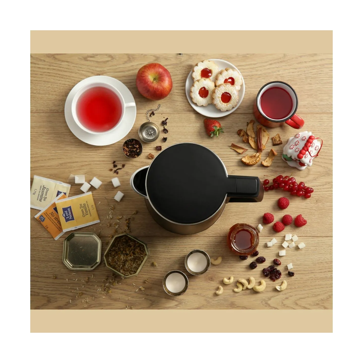 Gorenje | Kettle | K15DWBK | Electric | 2200 W | 1.5 L | Stainless steel | 360° rotational base | Black