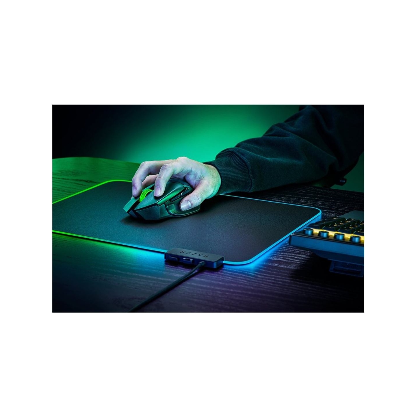 Razer Gaming Mouse | Basilisk V3 X HyperSpeed | Wireless | Bluetooth | White
