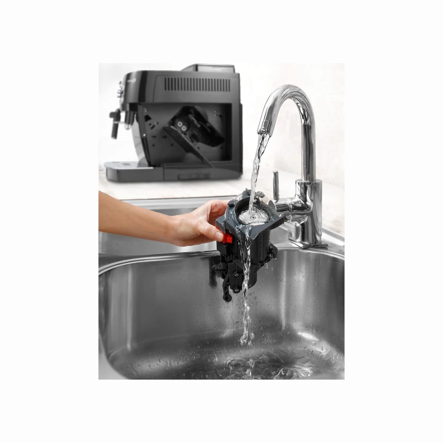 Delonghi ECAM22.112.B Fully-automatic espresso, cappuccino machine / ECAM22.112.B