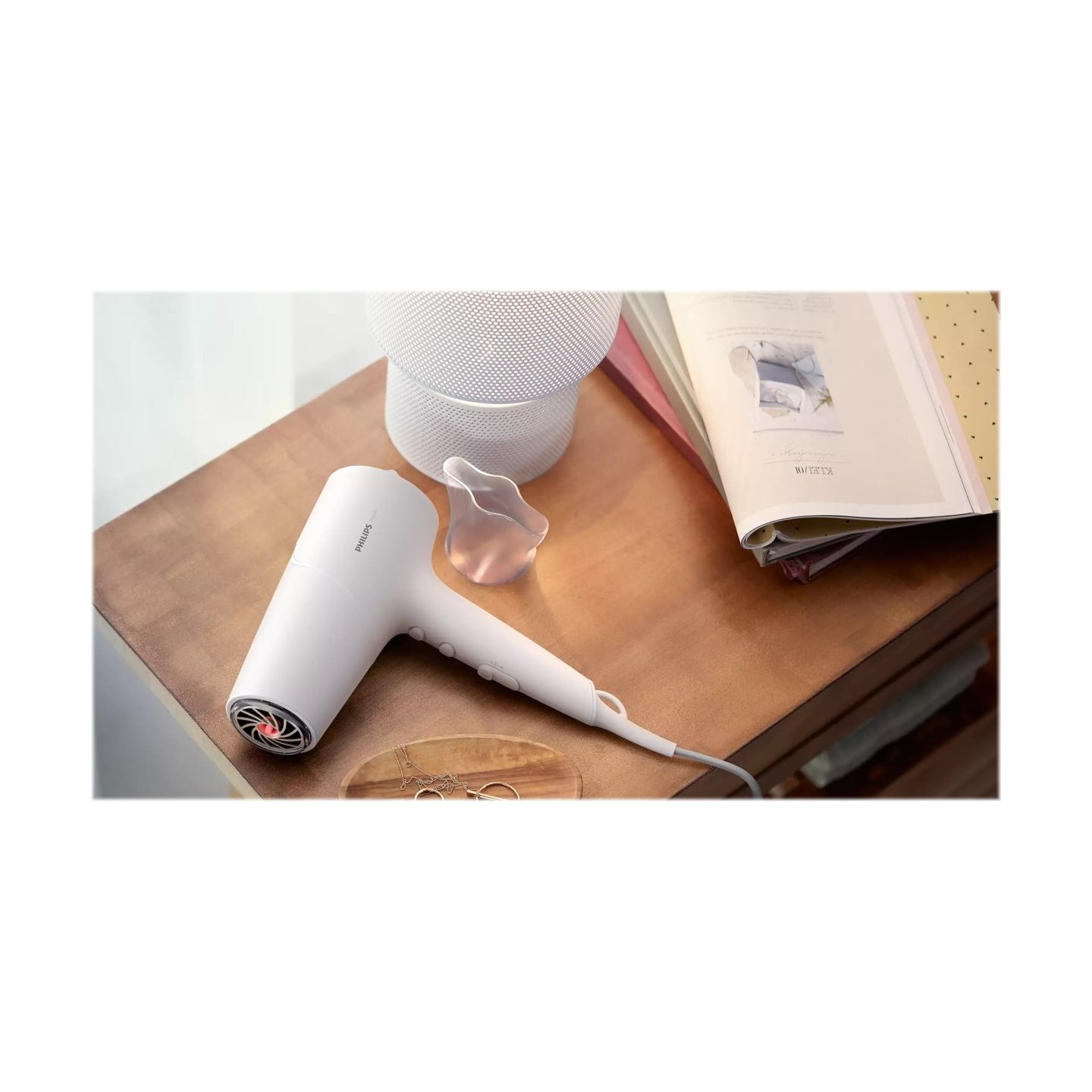 Philips 5000 Series hair dryer BHD500/00, 2100 W, ThermoShield technology, 2x ionic care,  3 heat & 2 speed settings / BHD500/00