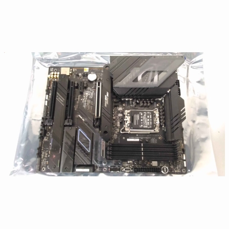 Asus ROG STRIX Z790-F GAMING WIFI | Processor family Intel | Processor socket  LGA1700 | DDR5 DIMM | Memory slots 4 | Supported 