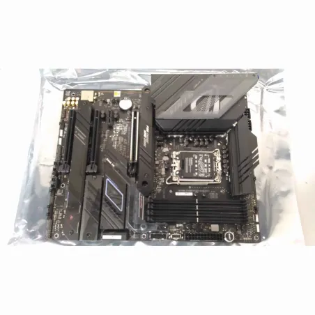 Asus ROG STRIX Z790-F GAMING WIFI | Processor family Intel | Processor socket LGA1700 | DDR5 DIMM | Memory slots 4 | Supported