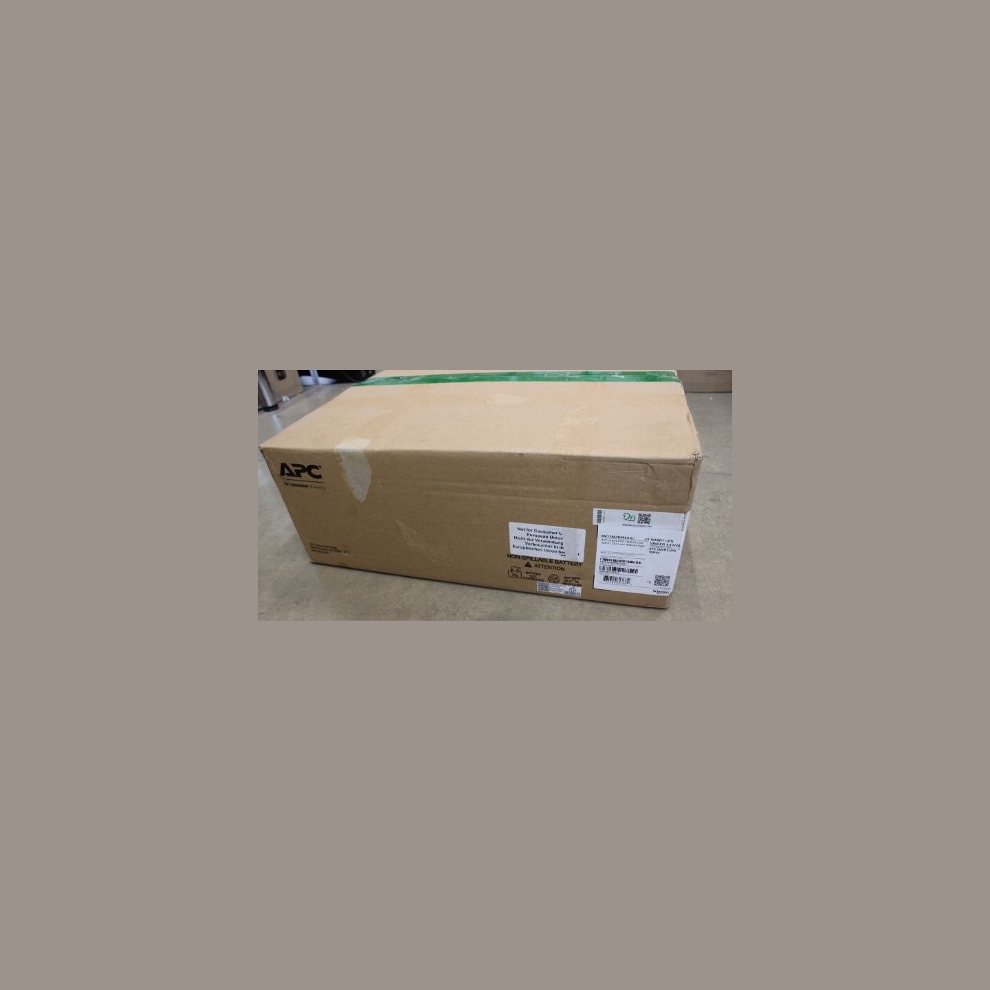 Schneider APC Smart-UPS, Line Interactive, 1500VA, Rackmount 2U, 230V, 4x IEC C13 outlets, Network Card, AVR, LCD, Black |  Schn