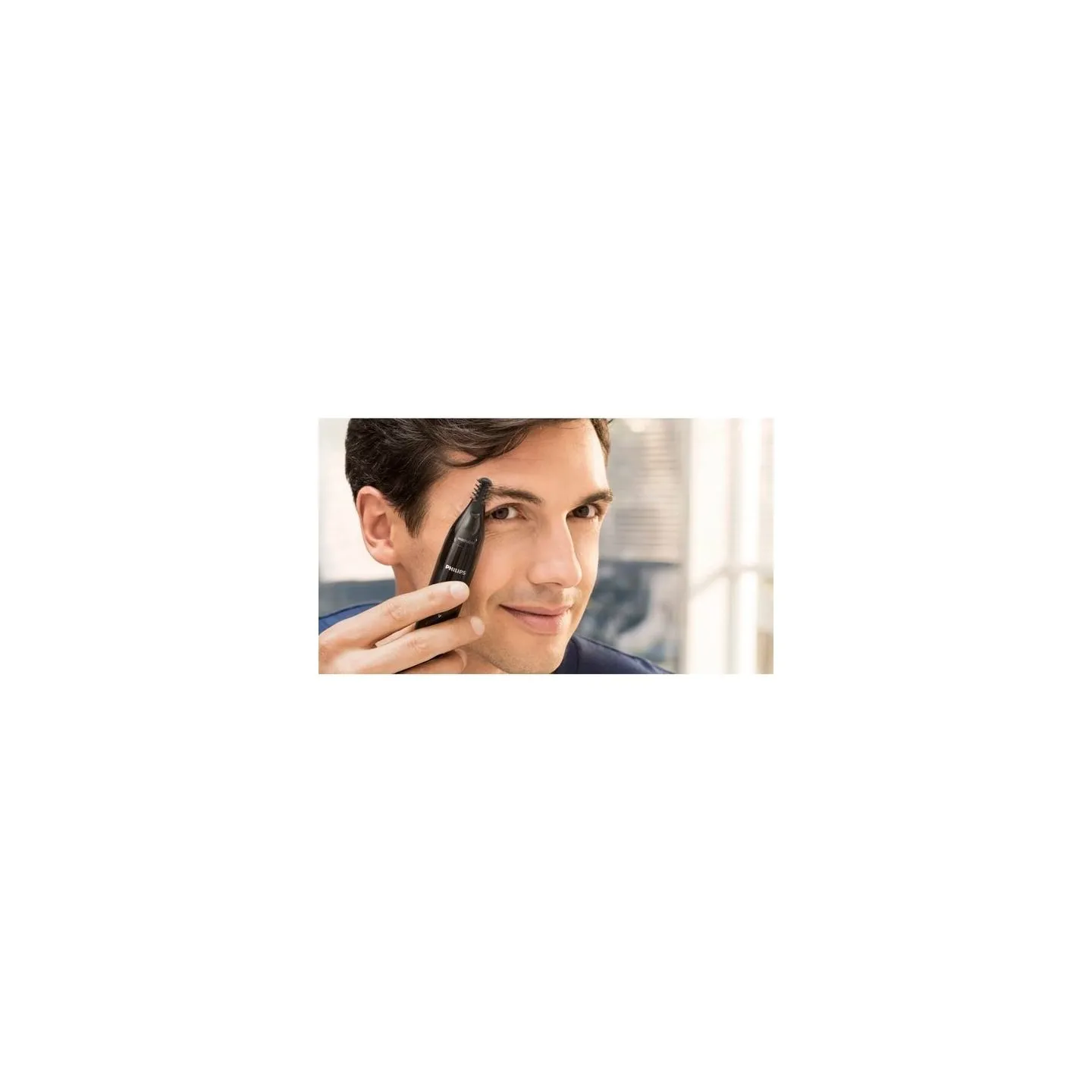 Philips Nose & ear trimmer NT1650/16 100% waterproof, Dual-sided protective guard system, Rotating switch, AA-battery included /