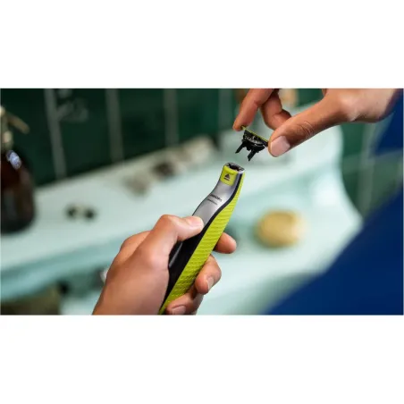Philips OneBlade Face + Body QP2834/23, 1x Original blade, 1x 360 blade, 5-in-1 comb (1,2,3,4,5 mm), 60 min run time/4hour charg