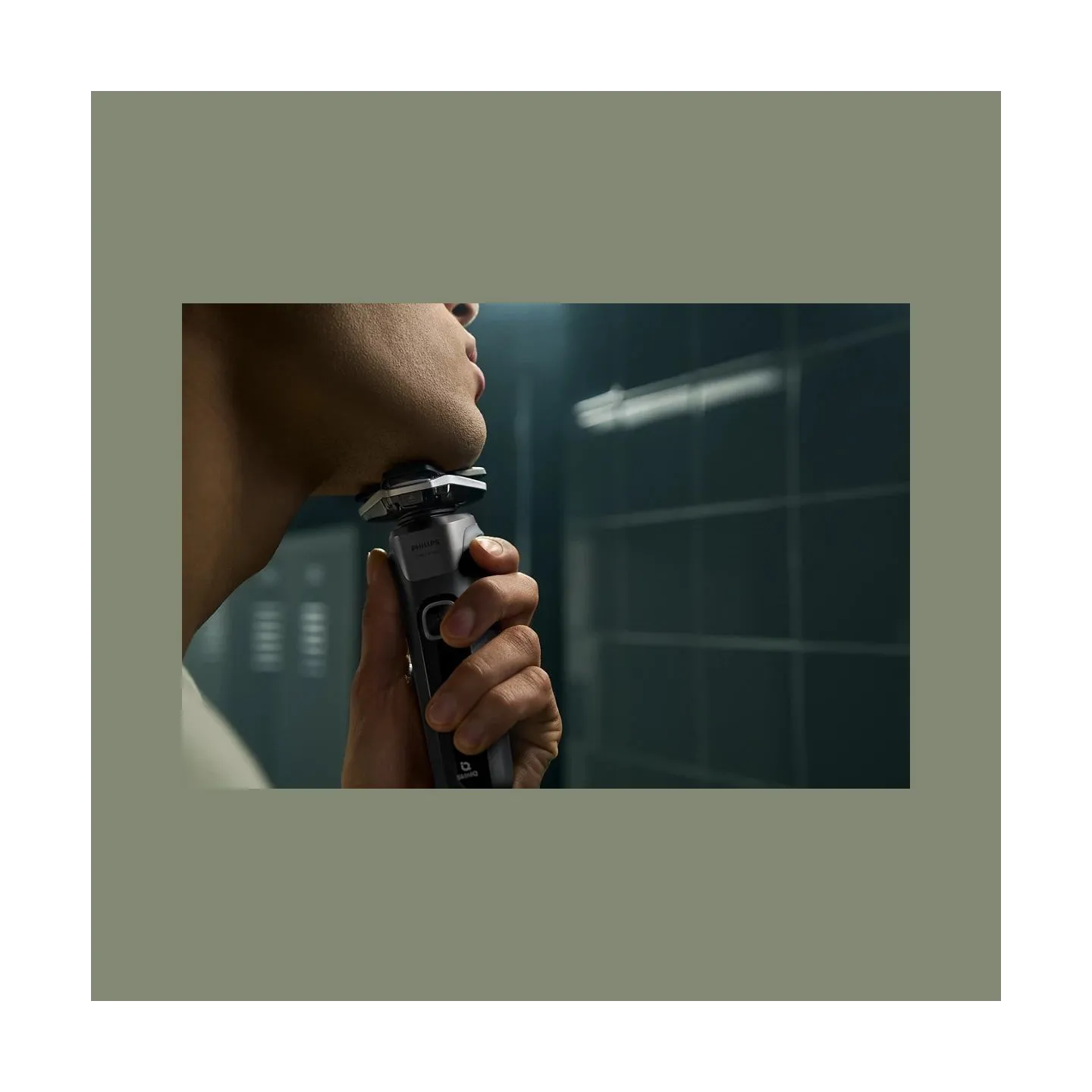 Philips Series 5000 wet and dry electric shaver S5887/30, SkinIQ, SteelPrecision blades, 360-D flexible heads, PowerAdapt Sensor