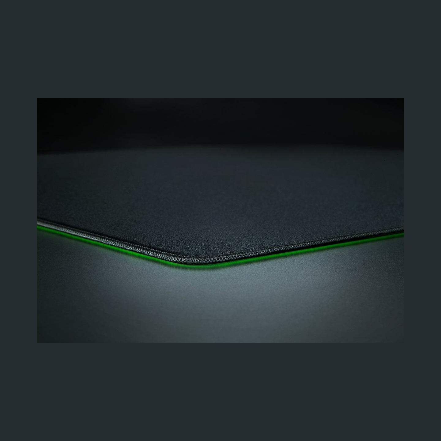 Razer Gigantus V2 Pro Gaming Mouse Mat, Large, Max Control | Black