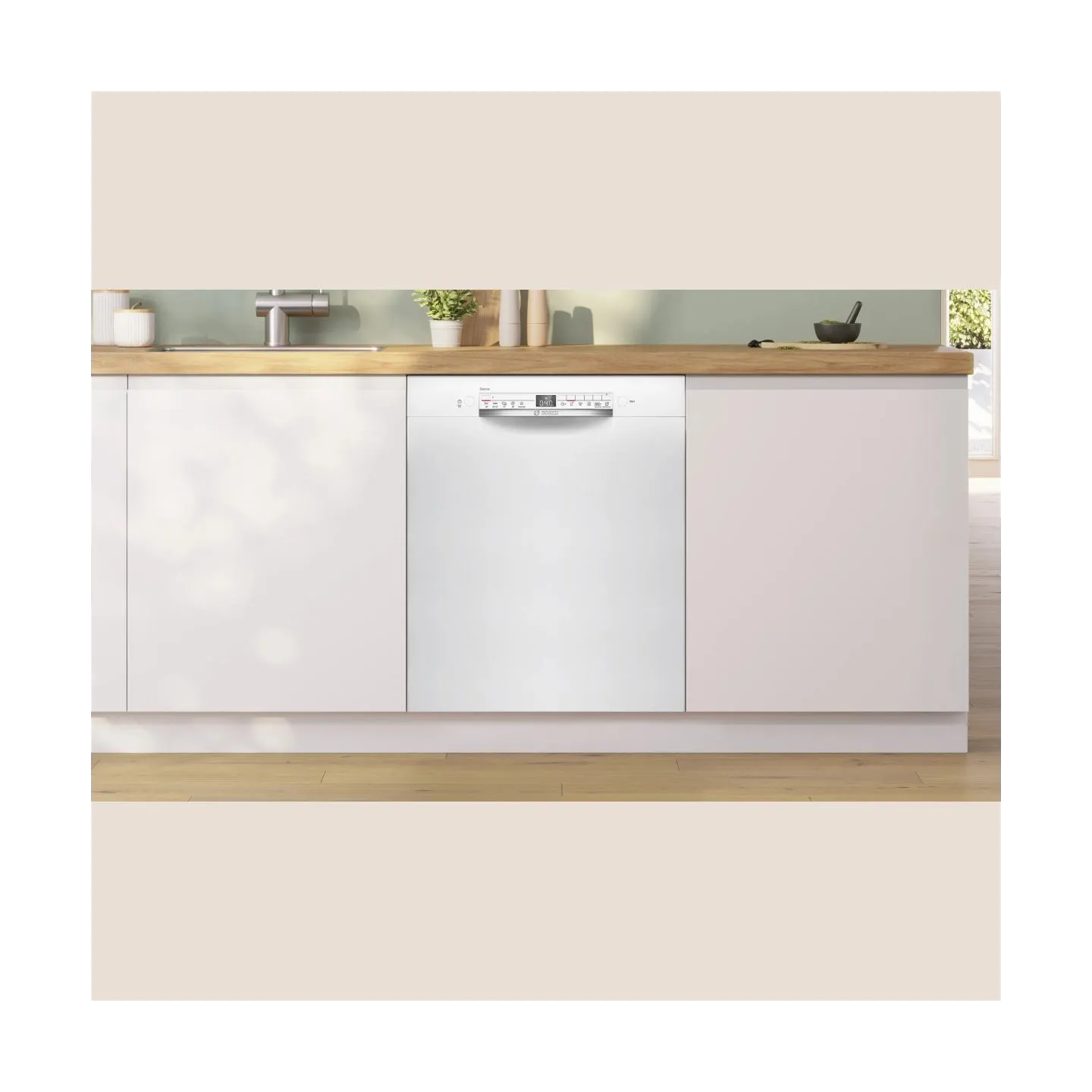 Bosch Dishwasher | SMU2HTW08E | Built-in | Width 60 cm | Number of place settings 13 | Number of programs 5 | Energy efficiency 