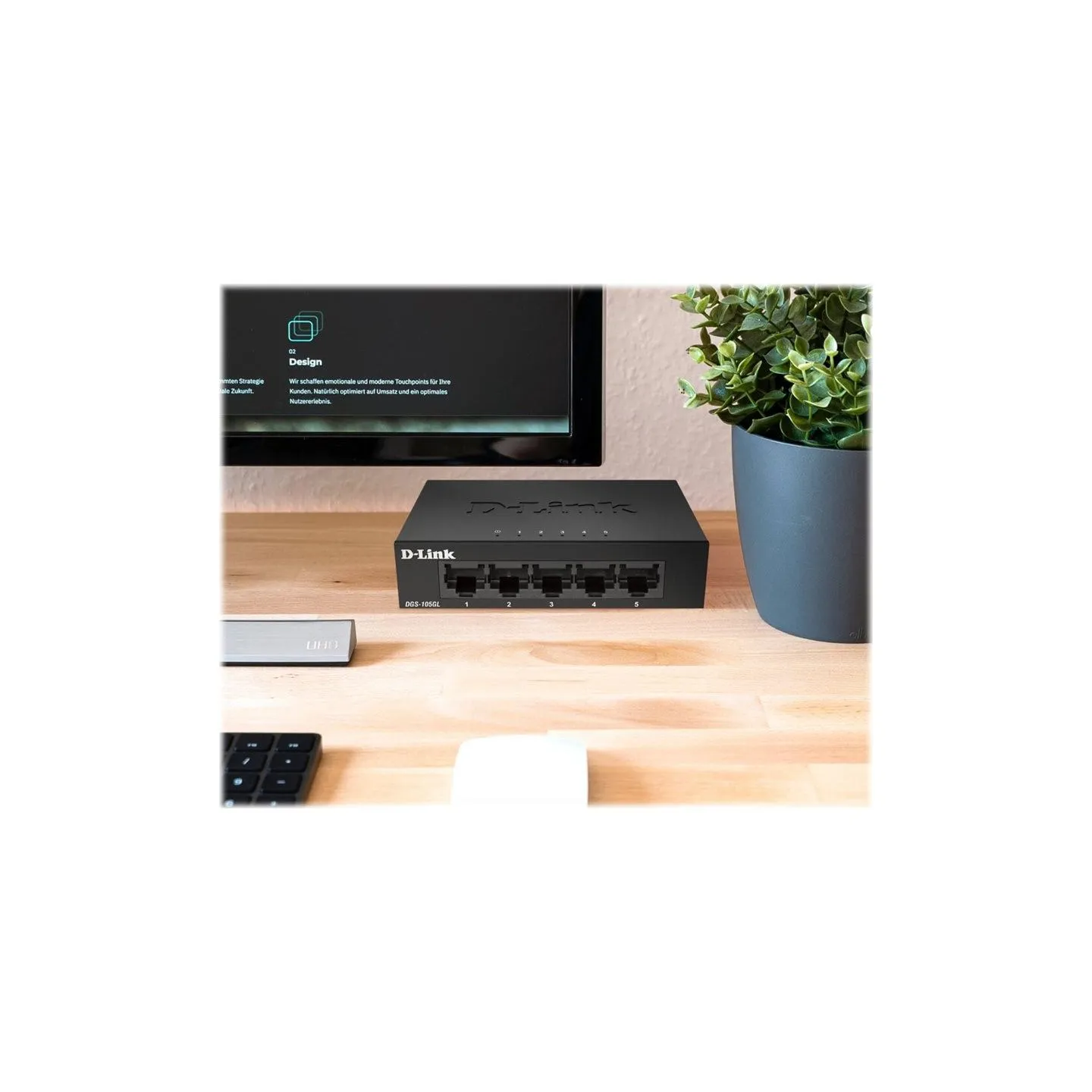 D-Link | Ethernet Switch | DGS-105GL/E | Unmanaged | Desktop | Gigabit Ethernet (copper) ports quantity 5 | 60 month(s)