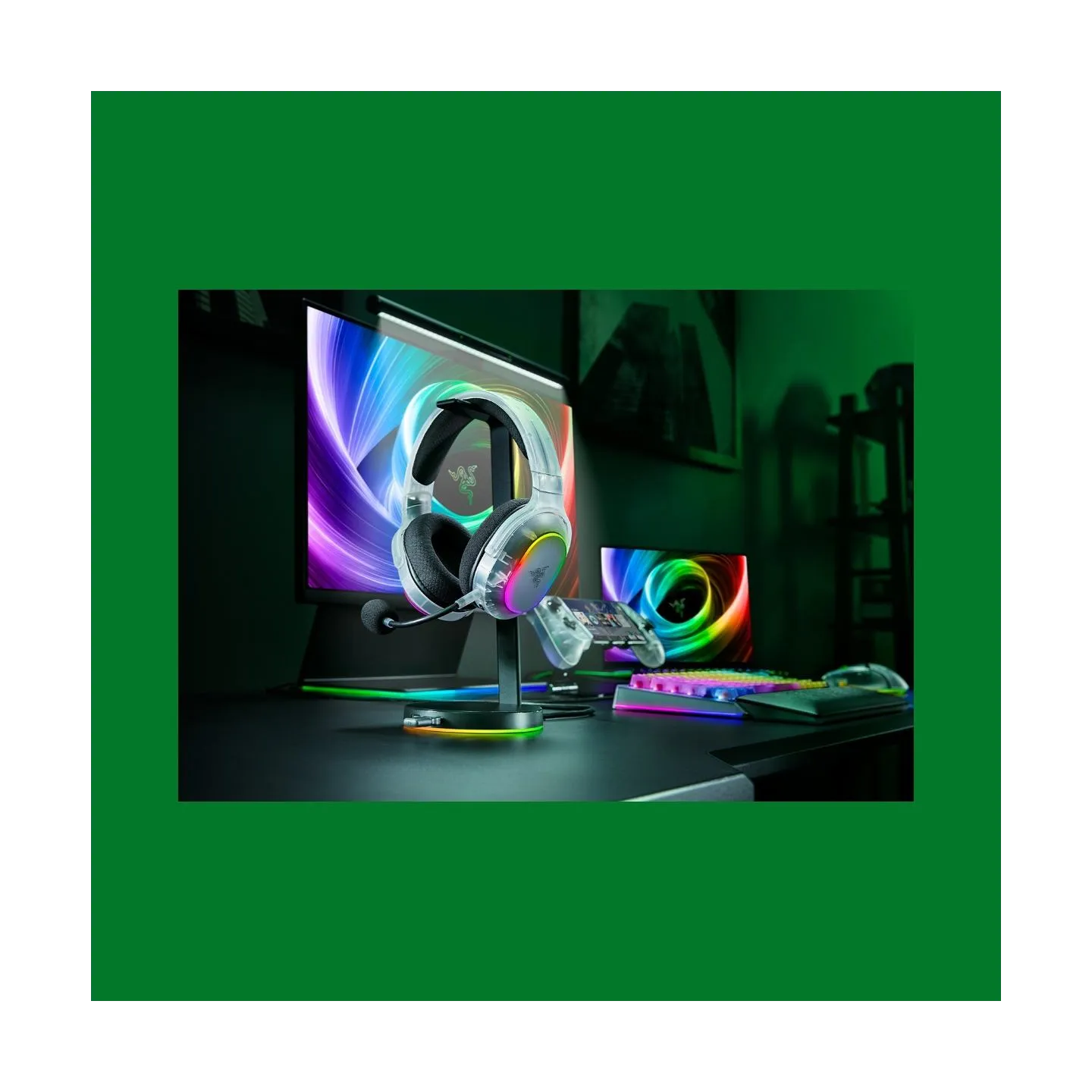Razer Multi-Platform Gaming Headset | Barracuda X Chroma | Bluetooth | Over-Ear | Microphone | Phantom White Edition | Wireless