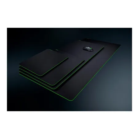 Razer | Gigantus V2 Soft | Large | Rubber foam | Gaming mouse pad | 450 x 3 x 400 mm | Black