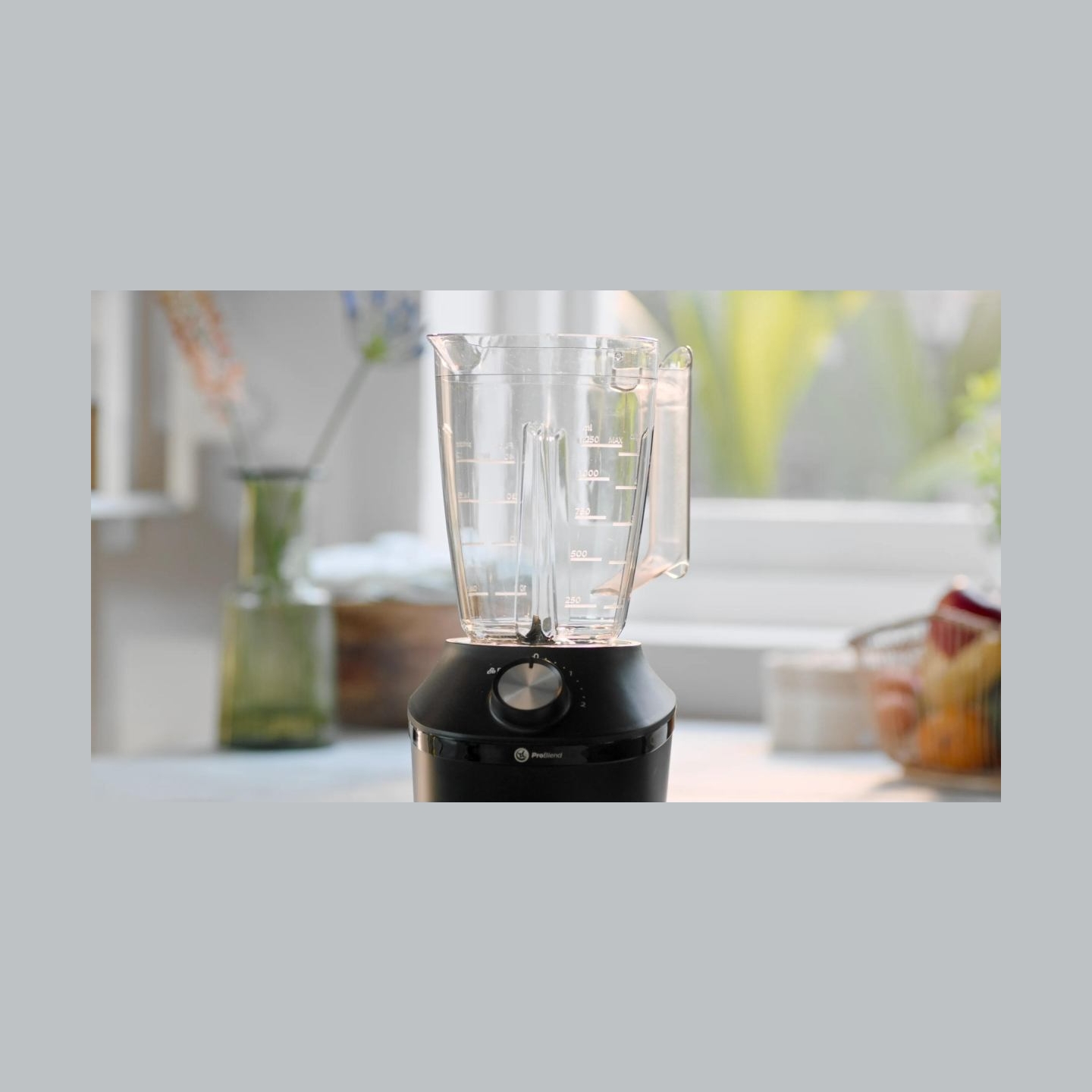Philips 3000 Series Blender HR2191/01, 600 W, 2-speed and pulse mode / HR2191/01