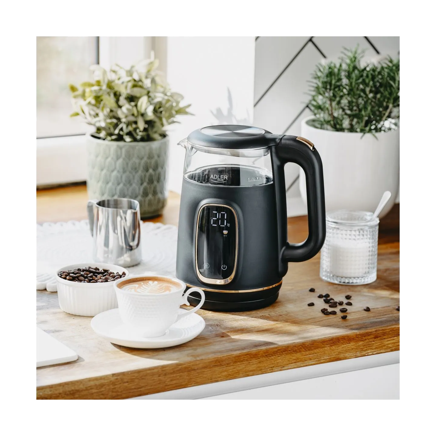 Adler Kettle with LED Display | AD 1305 | Electric | 2200 W | 1.7 L | Plastic | 360° rotational base | Black/Gold
