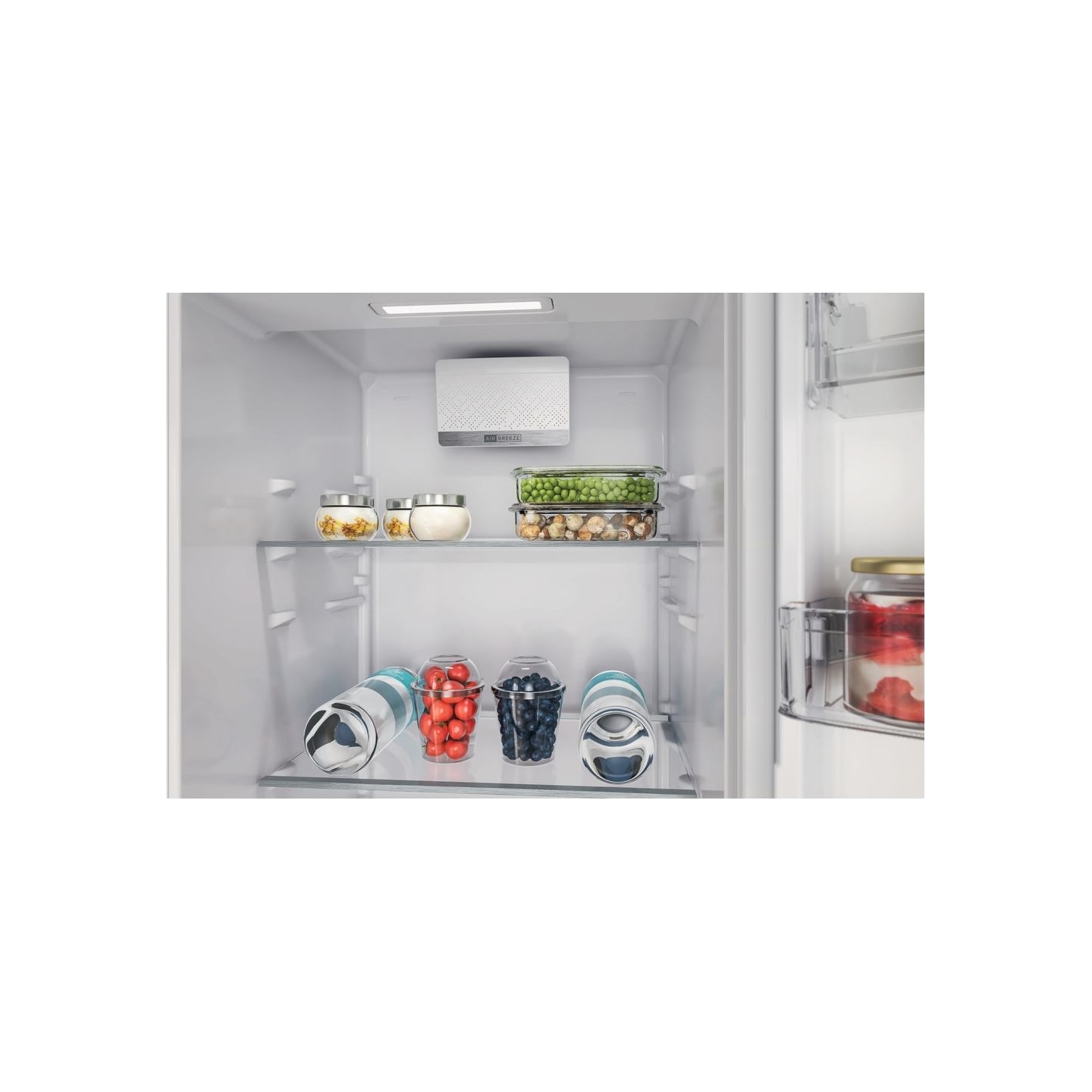 Whirlpool Refrigerator | WHSD18A013D1 | Energy efficiency class E | Built-in | Larder | Height 177 cm | Fridge net capacity 306 