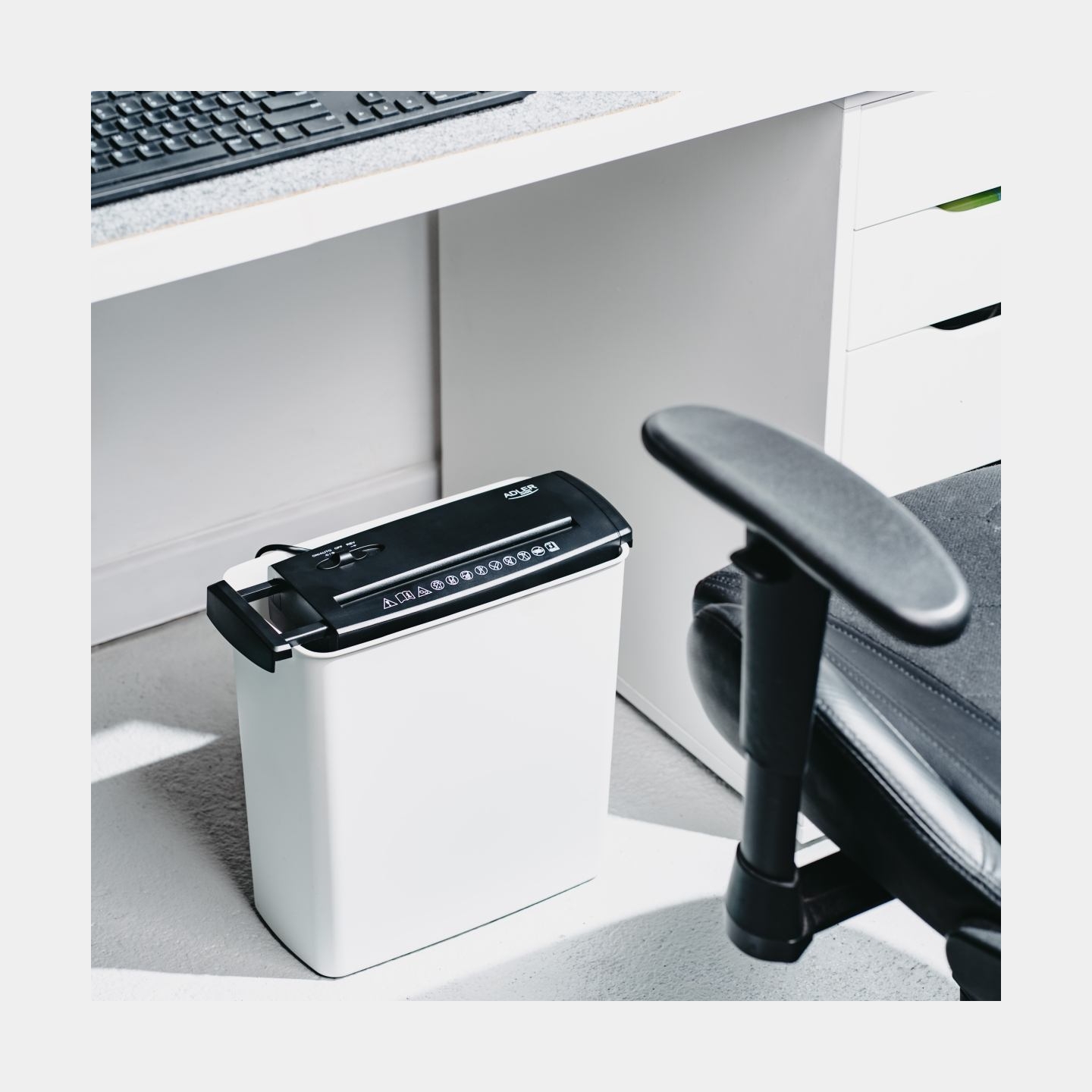 Adler Paper Shredder | AD 1040 | Black