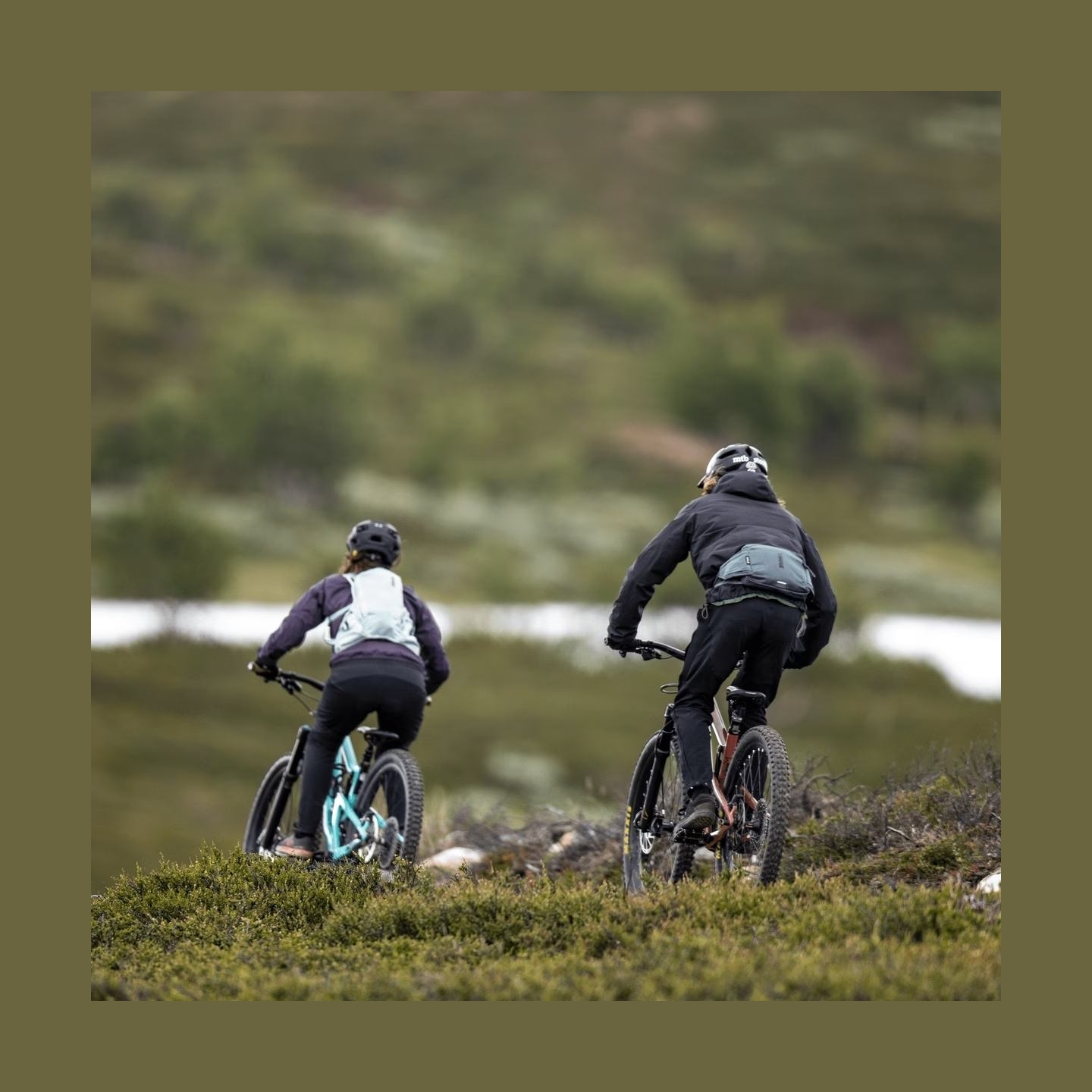 Thule Rail hip pack 2L, Faded khaki | Thule