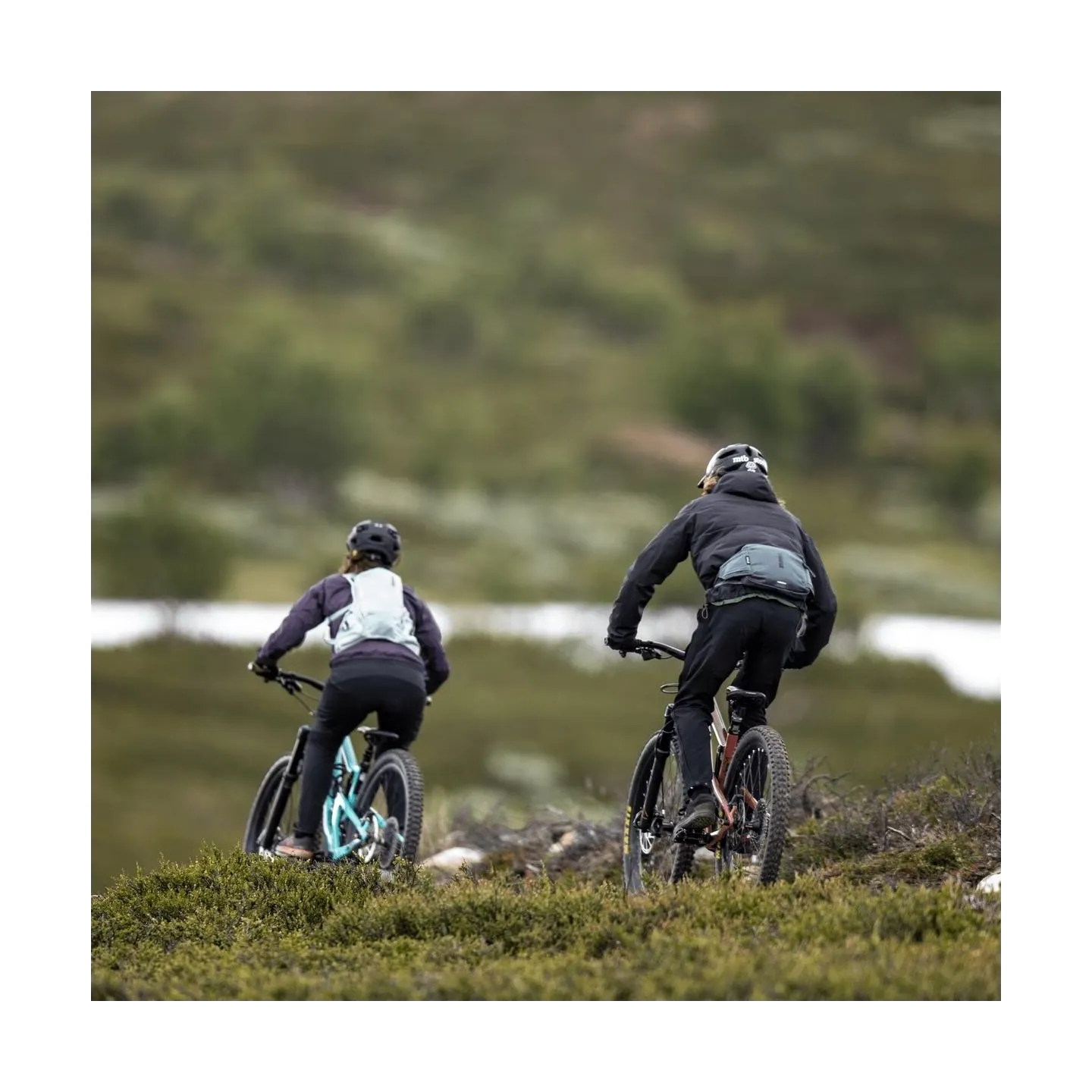 Thule Rail hip pack 2L, Faded khaki | Thule