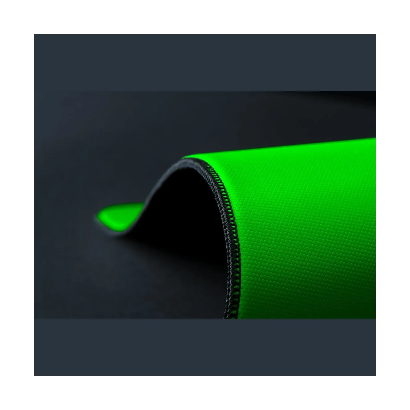 Razer Gigantus V2 Pro Soft Gaming Mouse Mat, Large, Speed | Black