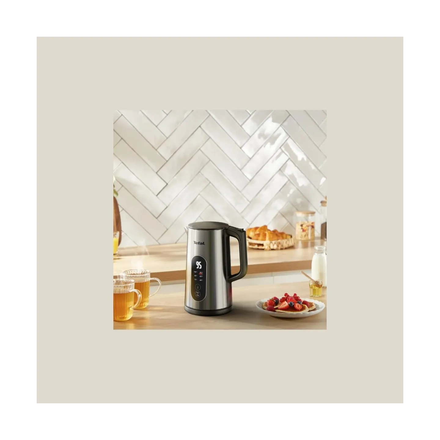 Tefal Selection KI871DE0 | Kettle | Electric | 1500 W | 1.7 L | Plastic | 360° rotational base | Stainless steel
