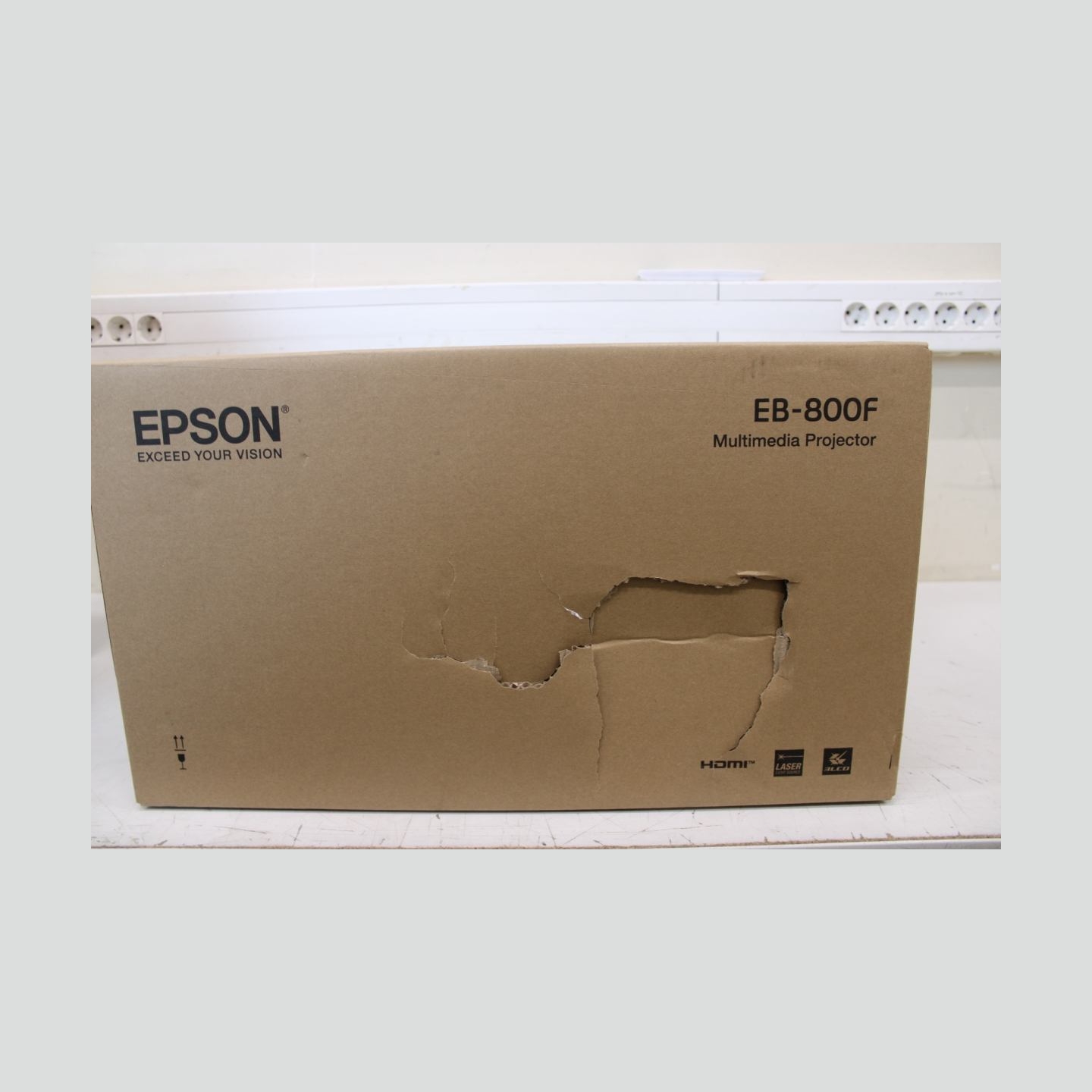 Epson EB-800F 3LCD Projector /16:9/5000Lm/2500000:1, White  |  Epson | EB-800F | Full HD (1920x1080) | 5000 ANSI lumens | White 