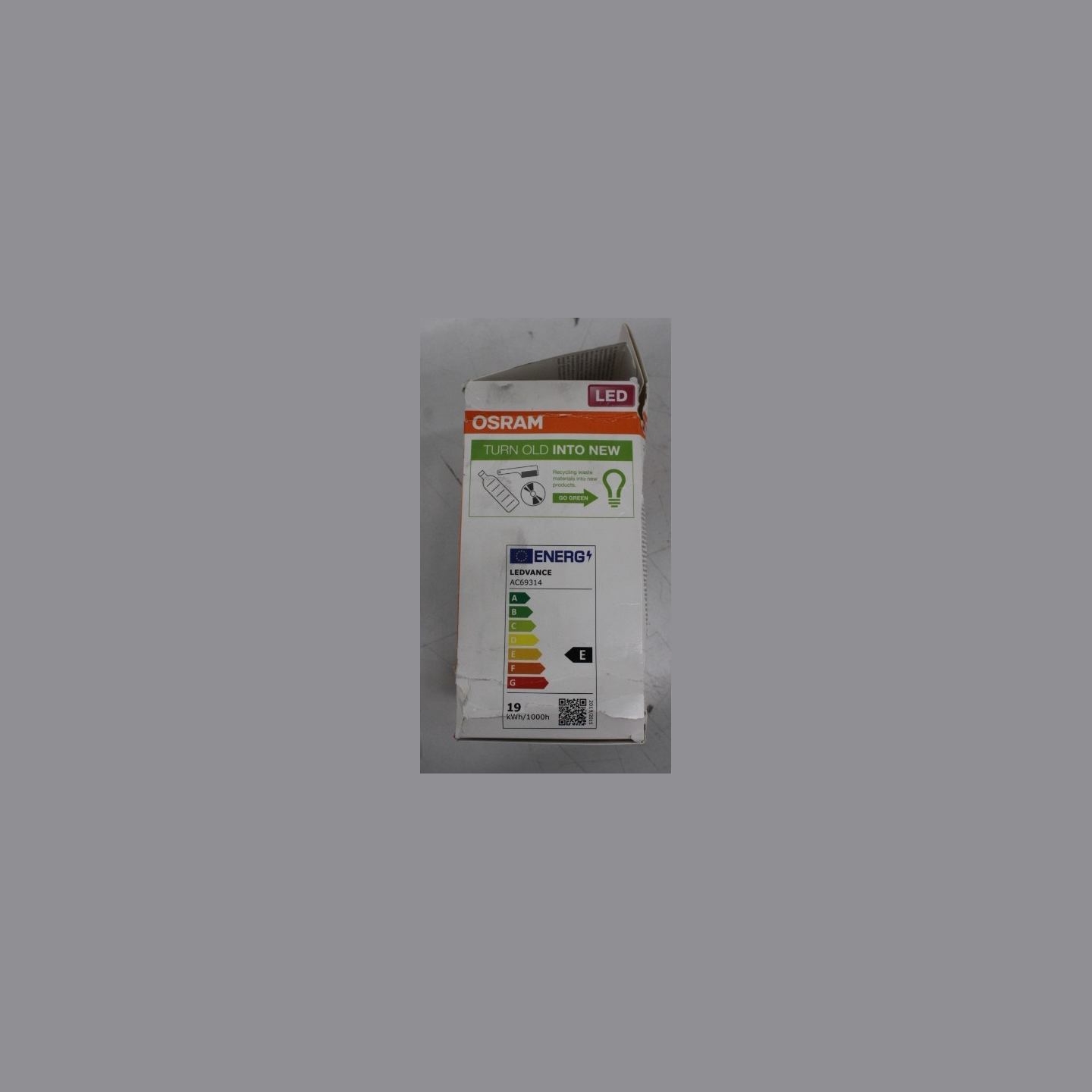 Osram | Parathom Classic LED | E27 | 19 W | Warm White | DAMAGED PACKAGING