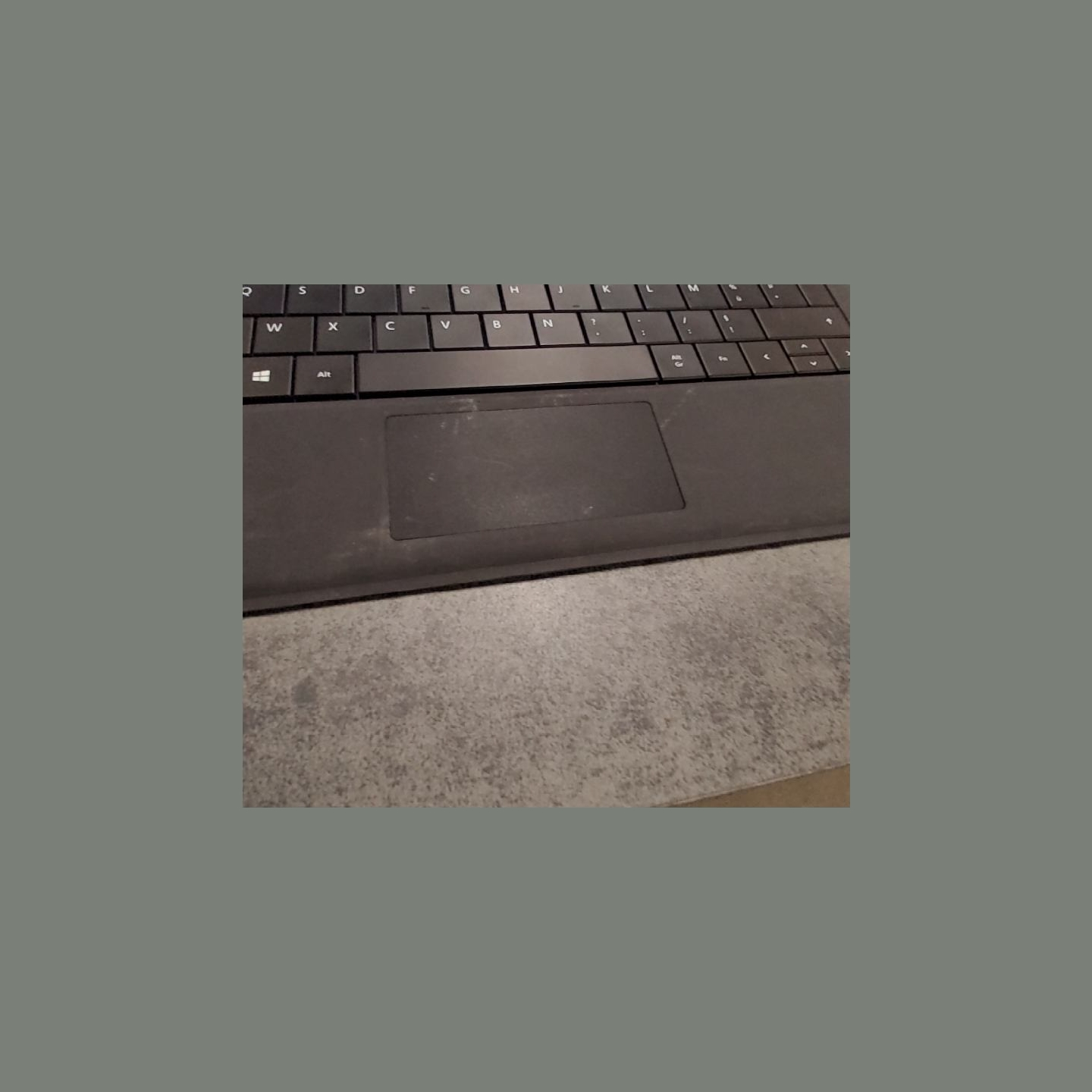 Microsoft Surface Pro 3 (1631) | 8 GB | 1 x 256 SSD | B