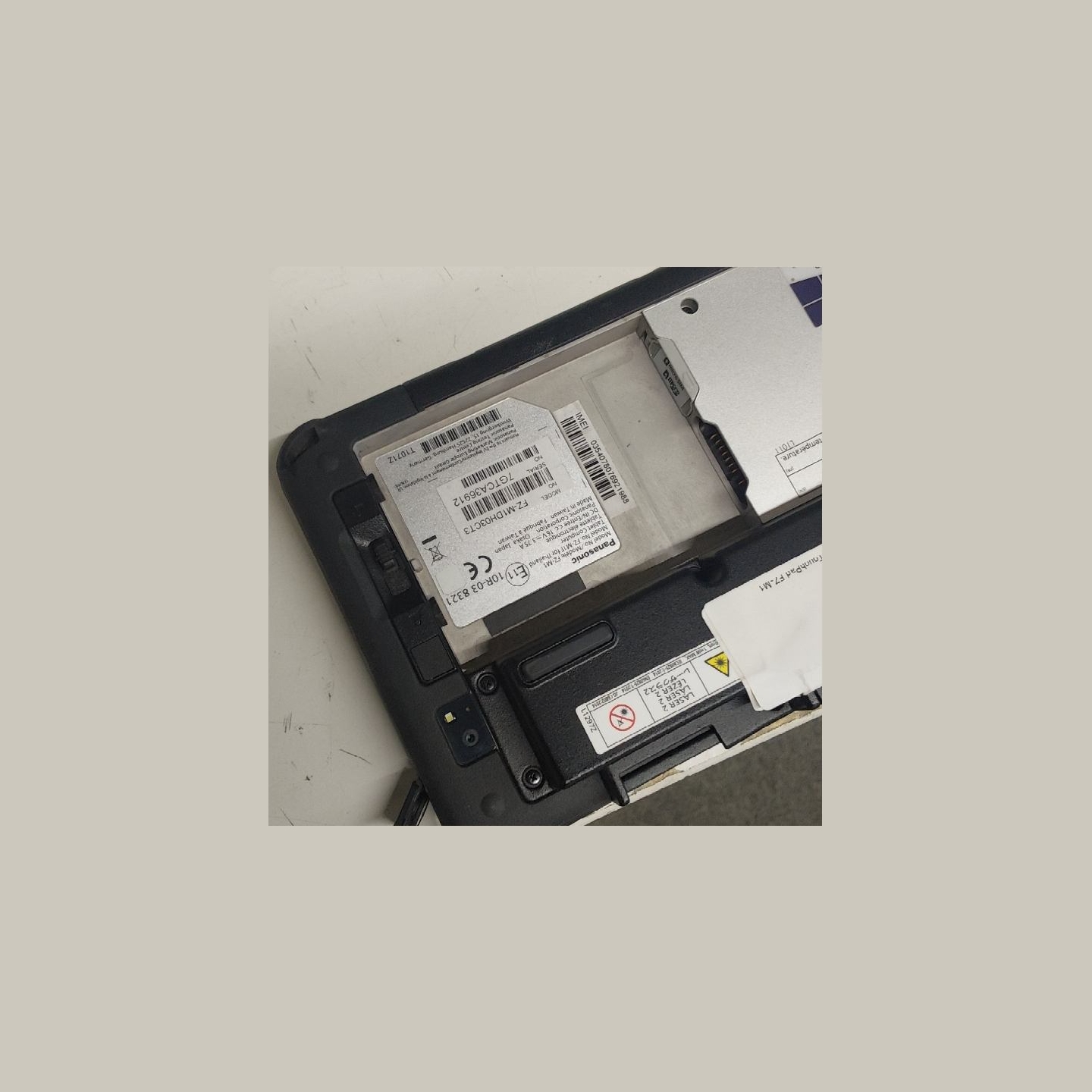 Panasonic ToughPad FZ-M1 |  |  | A