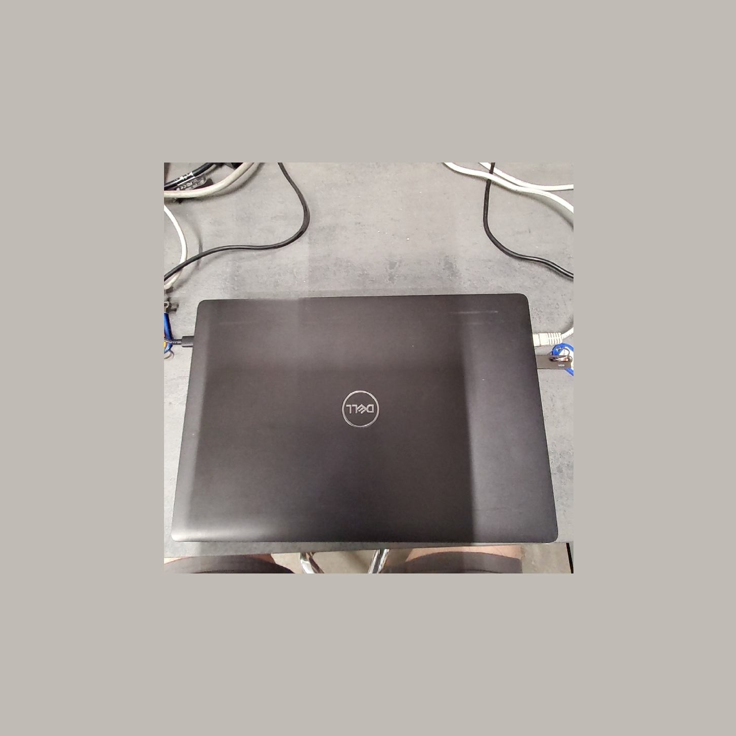 Dell Latitude 5300 | 8 GB | 1 x 256 SSD | A
