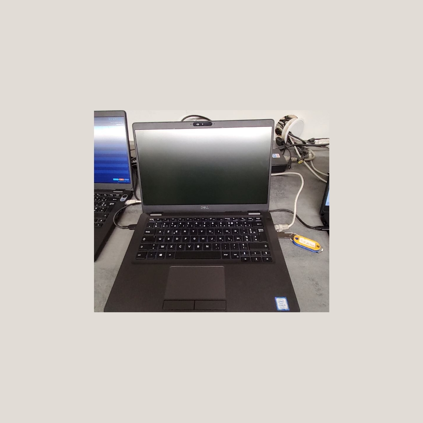 Dell Latitude 5300 | 8 GB | 1 x 256 SSD | A