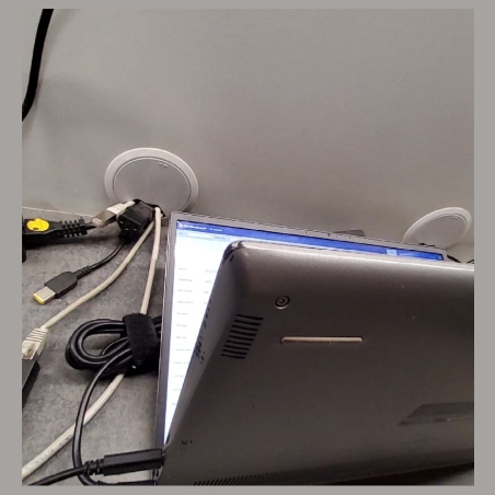 Dell Latitude 3301 | 8 GB | 1 x 256 SSD | B