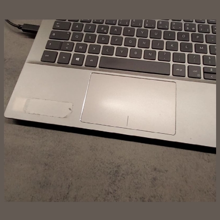 Dell Latitude 3301 | 8 GB | 1 x 256 SSD | B
