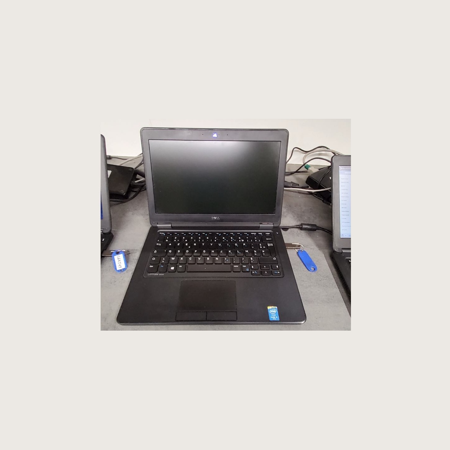 Dell Latitude E5250 | 8 GB | 1 x 256 SSD | B